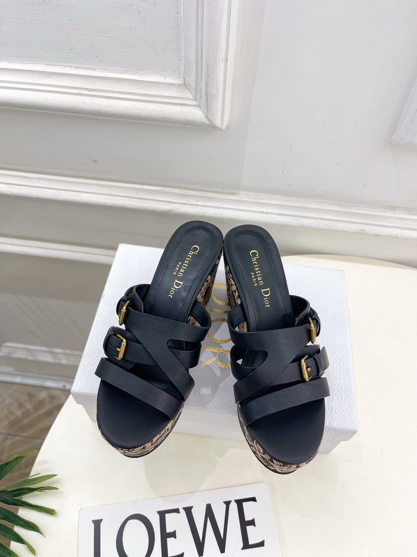 Dior | 迪奥 25 𝐬𝐬 🧡💚2025春夏新品 顶级版本⚠️专柜主打新款 Attitude坡跟拖鞋