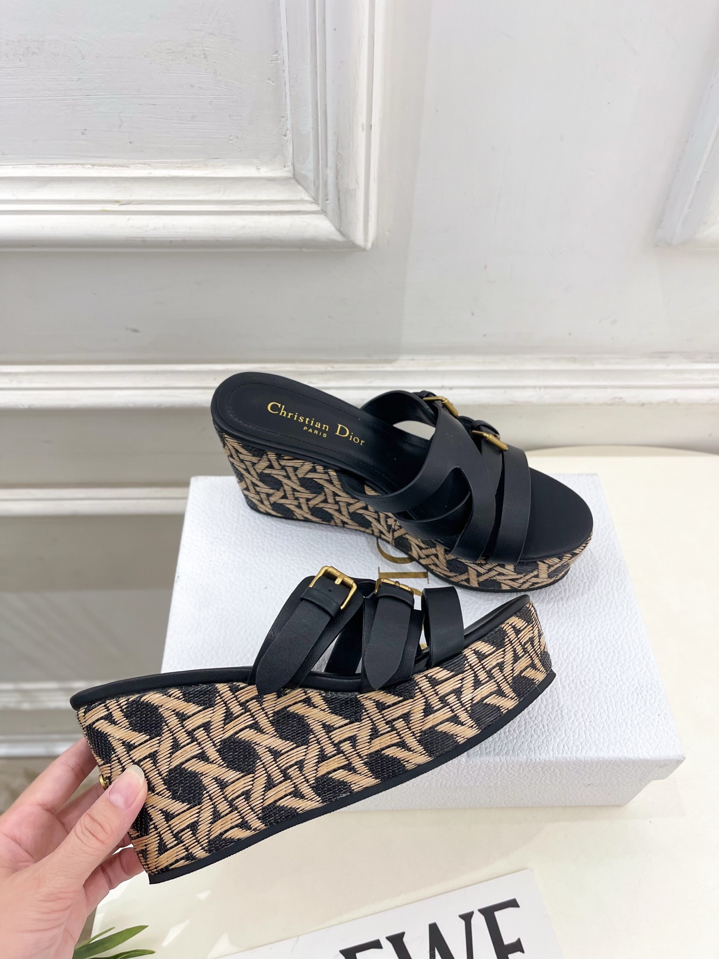 Dior | 迪奥 25 𝐬𝐬 🧡💚2025春夏新品 顶级版本⚠️专柜主打新款 Attitude坡跟拖鞋