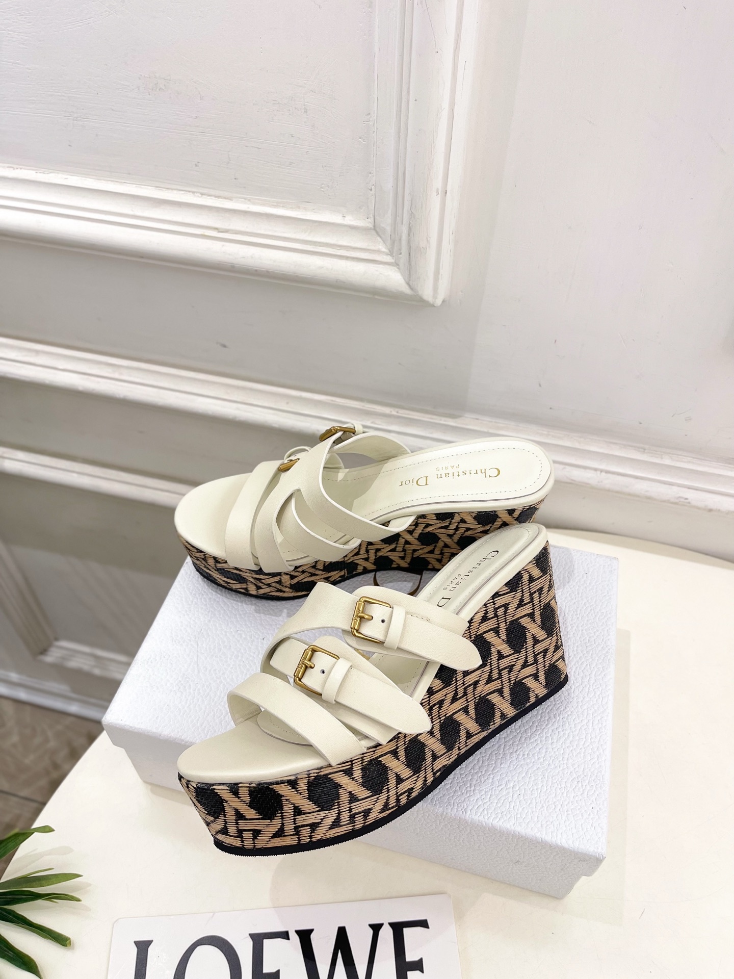 Dior | 迪奥 25 𝐬𝐬 🧡💚2025春夏新品 顶级版本⚠️专柜主打新款 Attitude坡跟拖鞋