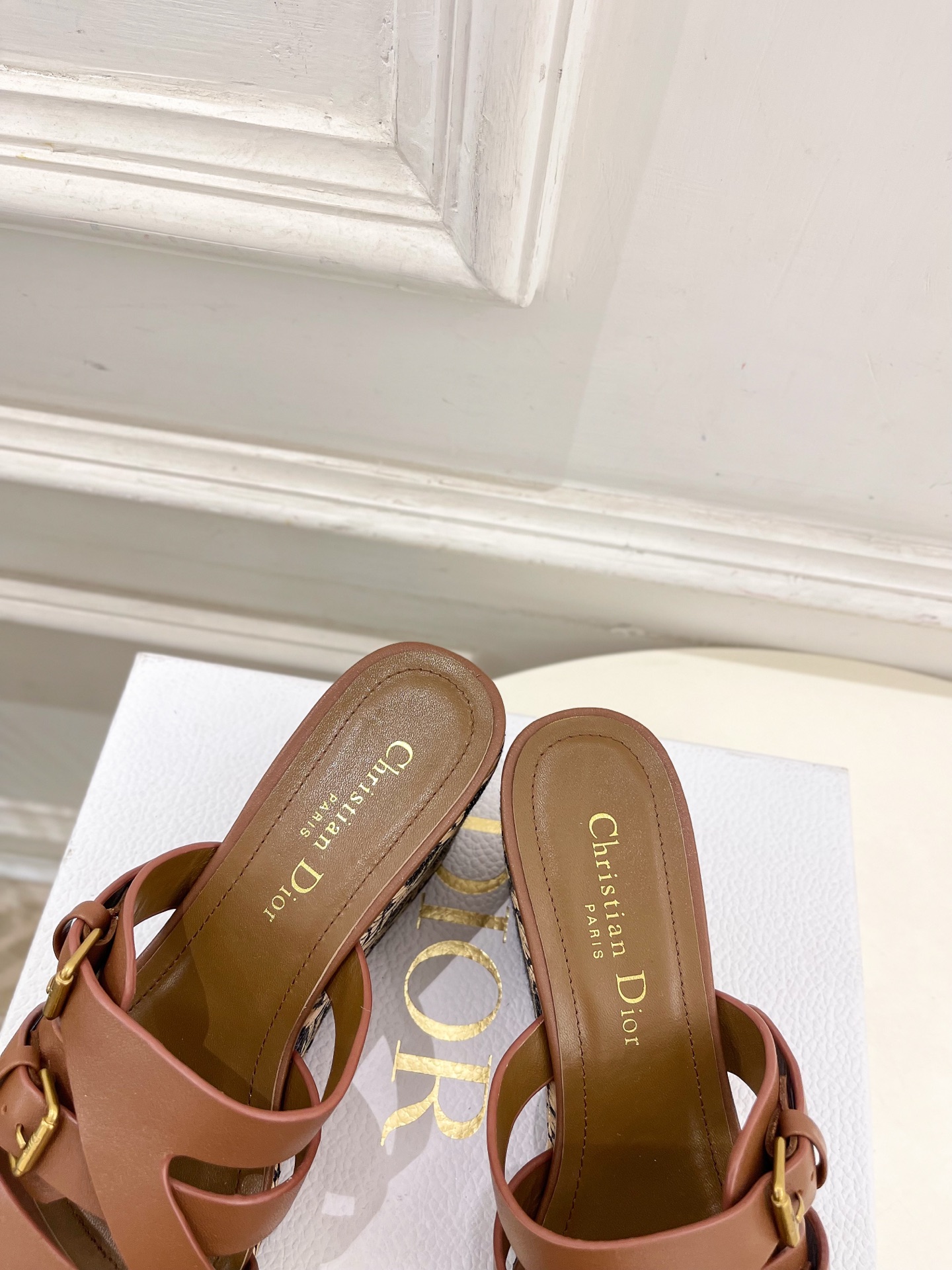 Dior | 迪奥 25 𝐬𝐬 🧡💚2025春夏新品 顶级版本⚠️专柜主打新款 Attitude坡跟拖鞋