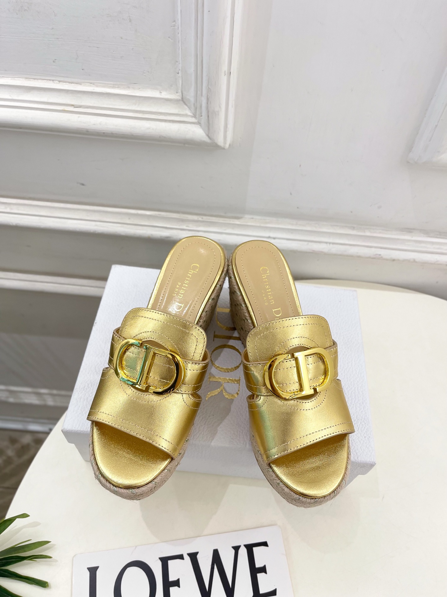 Dior | 迪奥 25 𝐬𝐬 🧡💚2025春夏新品 顶级版本⚠️专柜主打新款 CD扣麻绳坡跟拖鞋 硬货