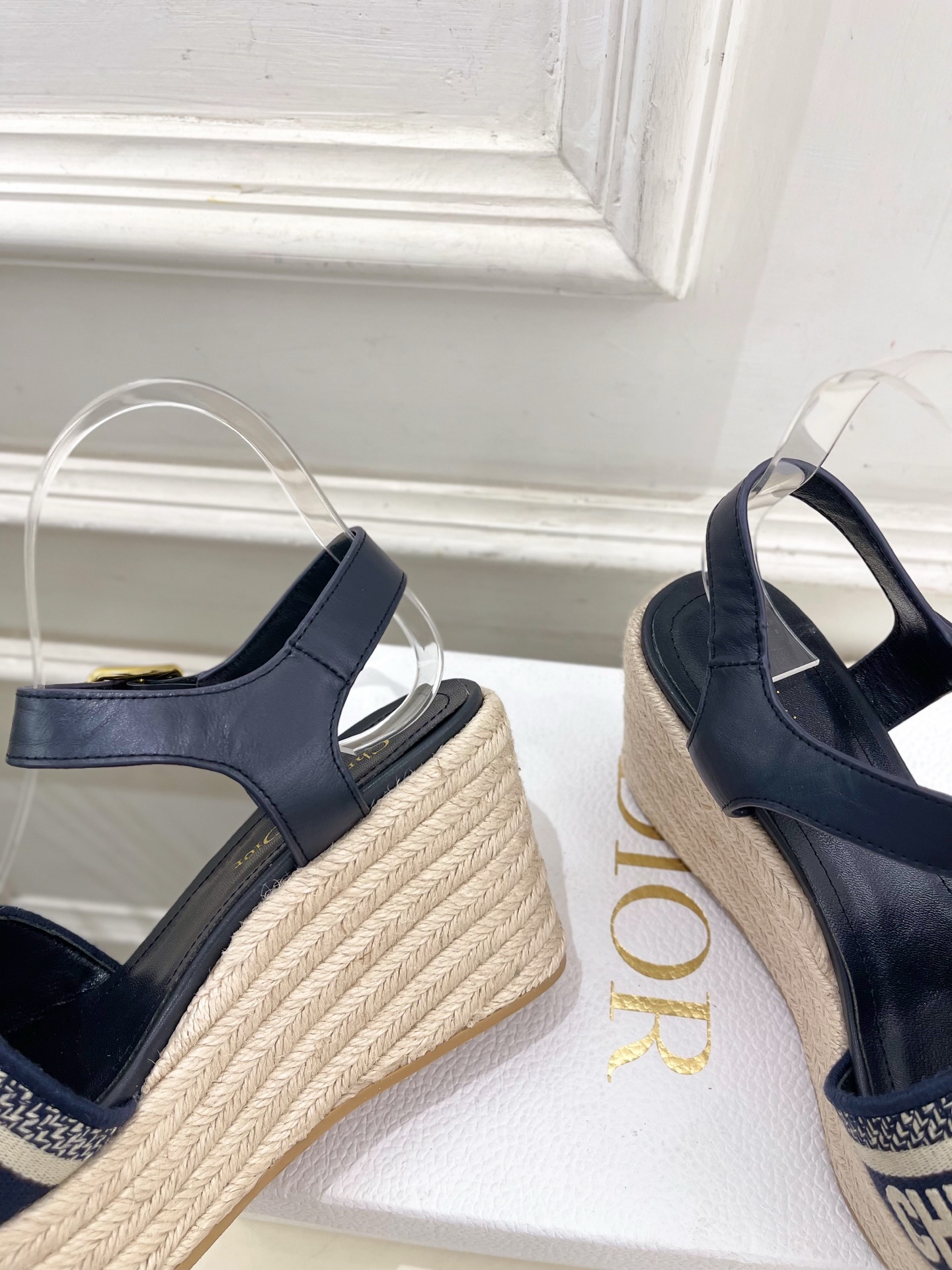 Dior | 迪奥 25 𝐬𝐬 🧡💚2025春夏新品 顶级版本⚠️专柜主打新款 Dway 字母刺绣麻绳坡