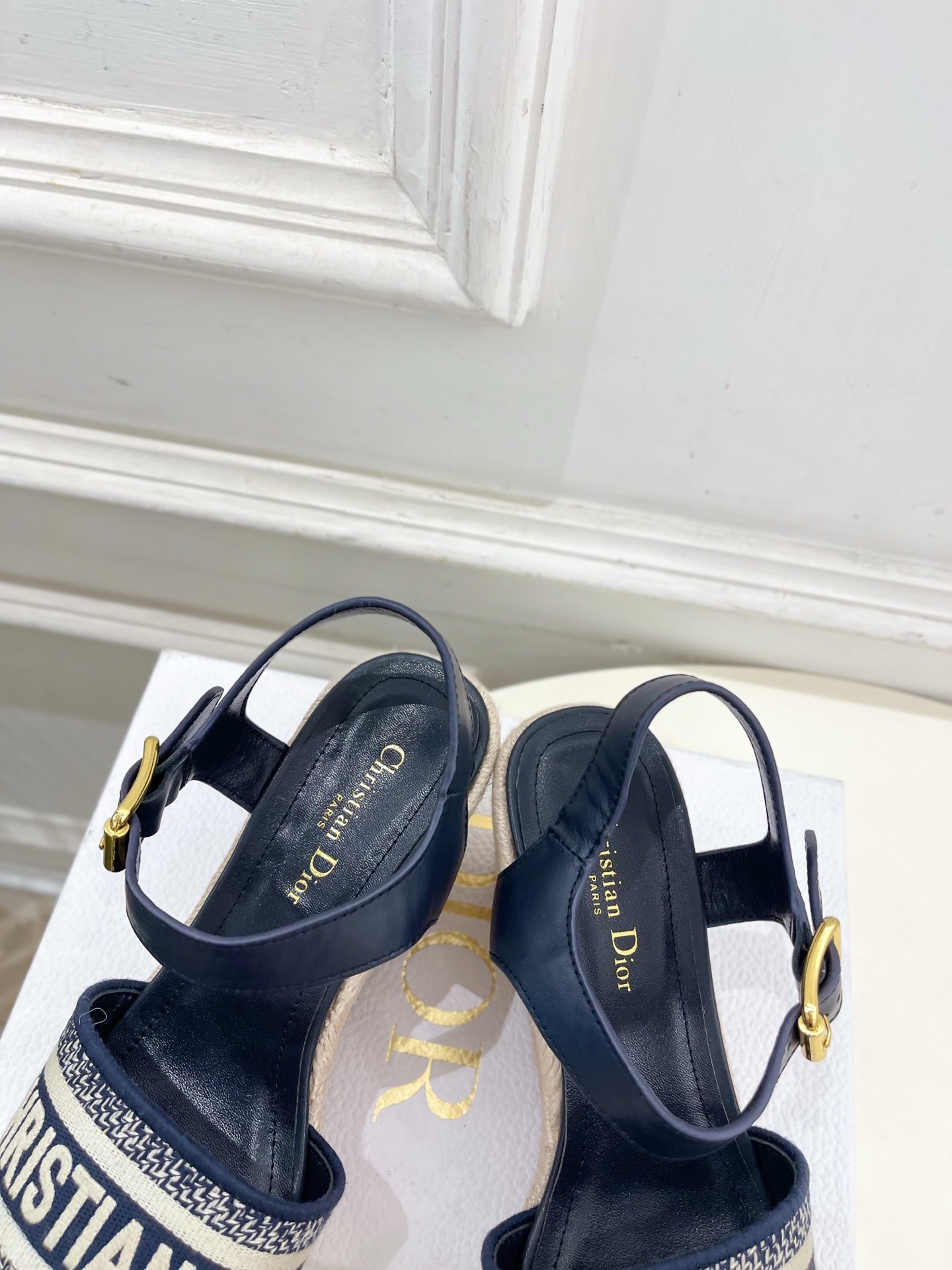 Dior | 迪奥 25 𝐬𝐬 🧡💚2025春夏新品 顶级版本⚠️专柜主打新款 Dway 字母刺绣麻绳坡