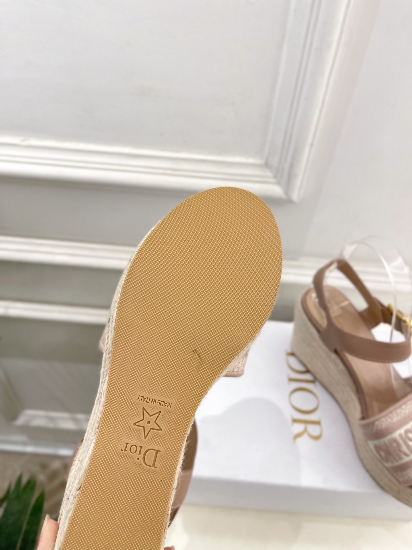 Dior | 迪奥 25 𝐬𝐬 🧡💚2025春夏新品 顶级版本⚠️专柜主打新款 Dway 字母刺绣麻绳坡