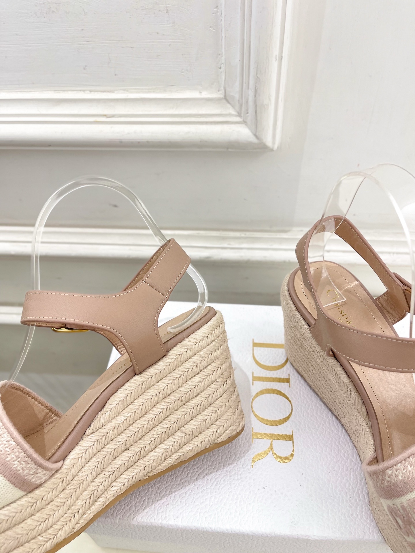 Dior | 迪奥 25 𝐬𝐬 🧡💚2025春夏新品 顶级版本⚠️专柜主打新款 Dway 字母刺绣麻绳坡