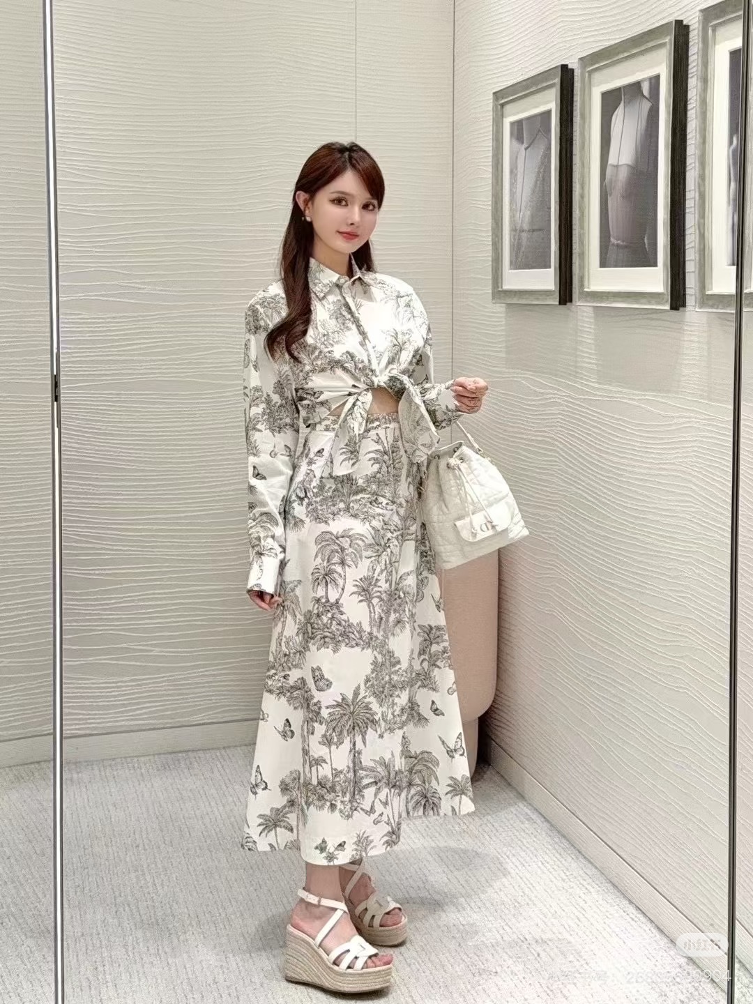 NO:487756,Demonstration of foot fitting, high heels sandals, sandals, high heels19860909上脚搭配示范,高跟鞋凉鞋,sandals,high heels,Women's Shoes