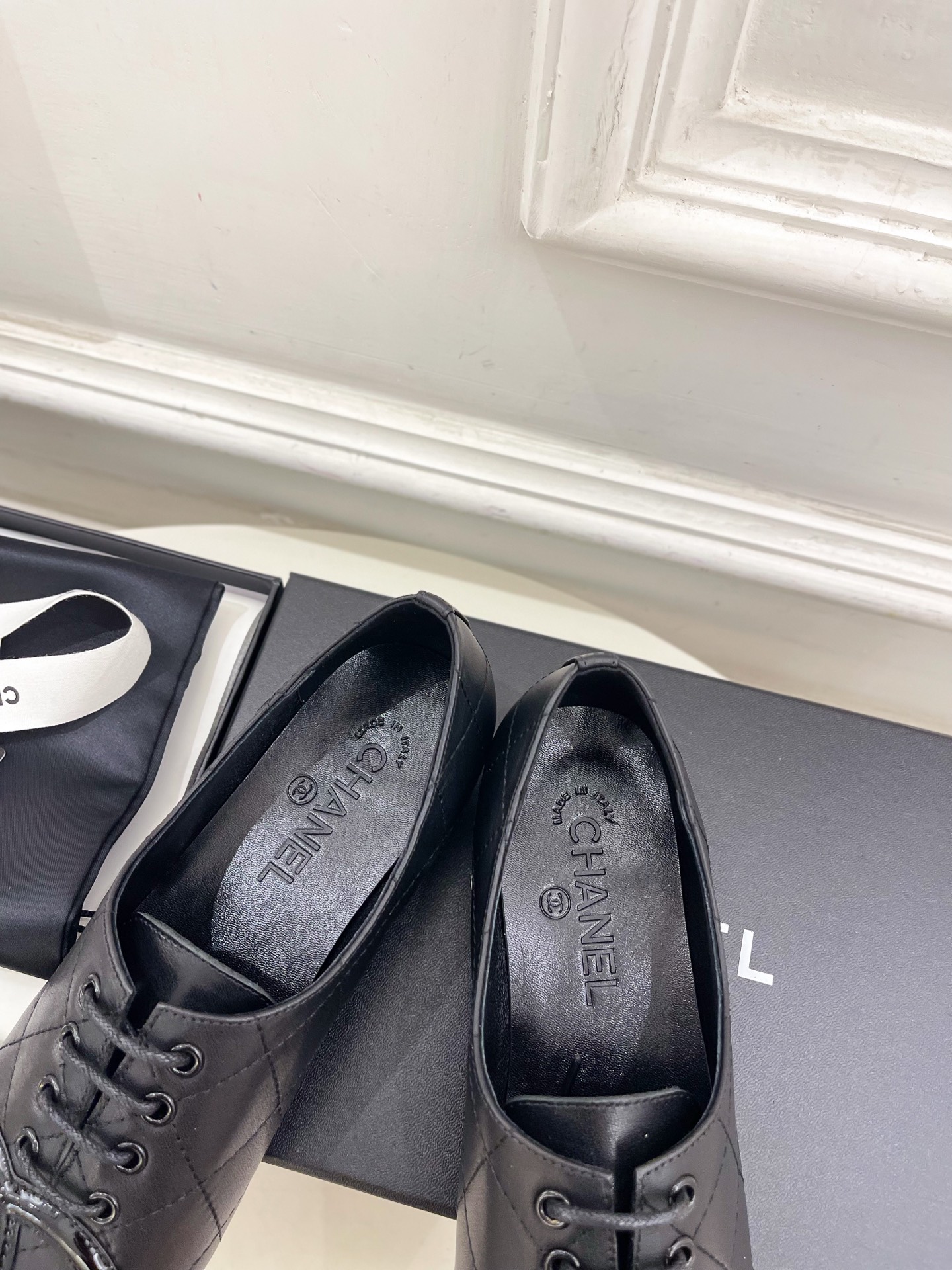 𝐂𝐇𝐀𝐍𝐄𝐋 | 小香 25𝐬𝐬 🦋2025 春夏新品 专柜经典走秀款 小香大双C中古系带芭蕾鞋 系列上