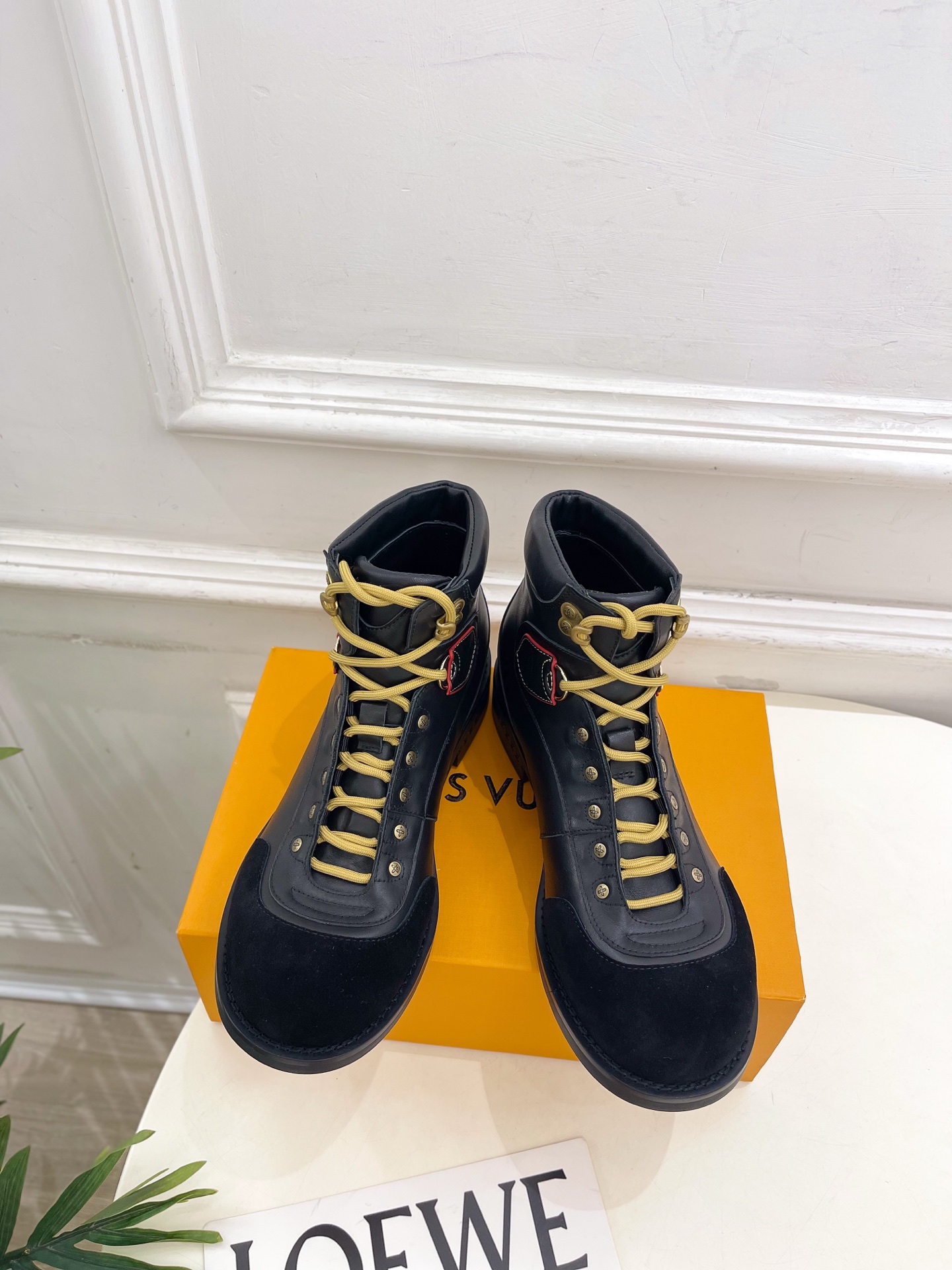 LV | 路易威登 25𝐬𝐬🧡💚2025秋冬新品 顶级版本⚠️专柜主打最新款 驴牌经典系带登山靴系列 硬