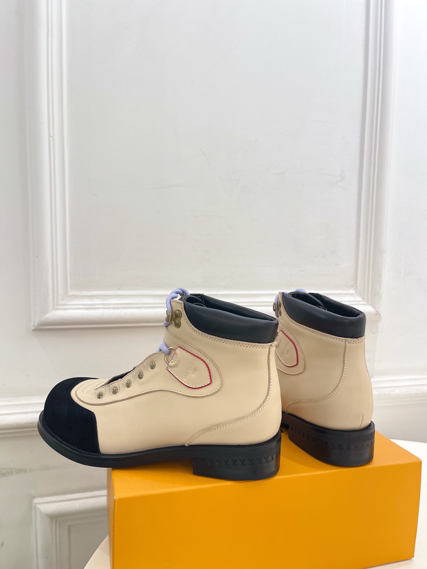 LV | 路易威登 25𝐬𝐬🧡💚2025秋冬新品 顶级版本⚠️专柜主打最新款 驴牌经典系带登山靴系列 硬