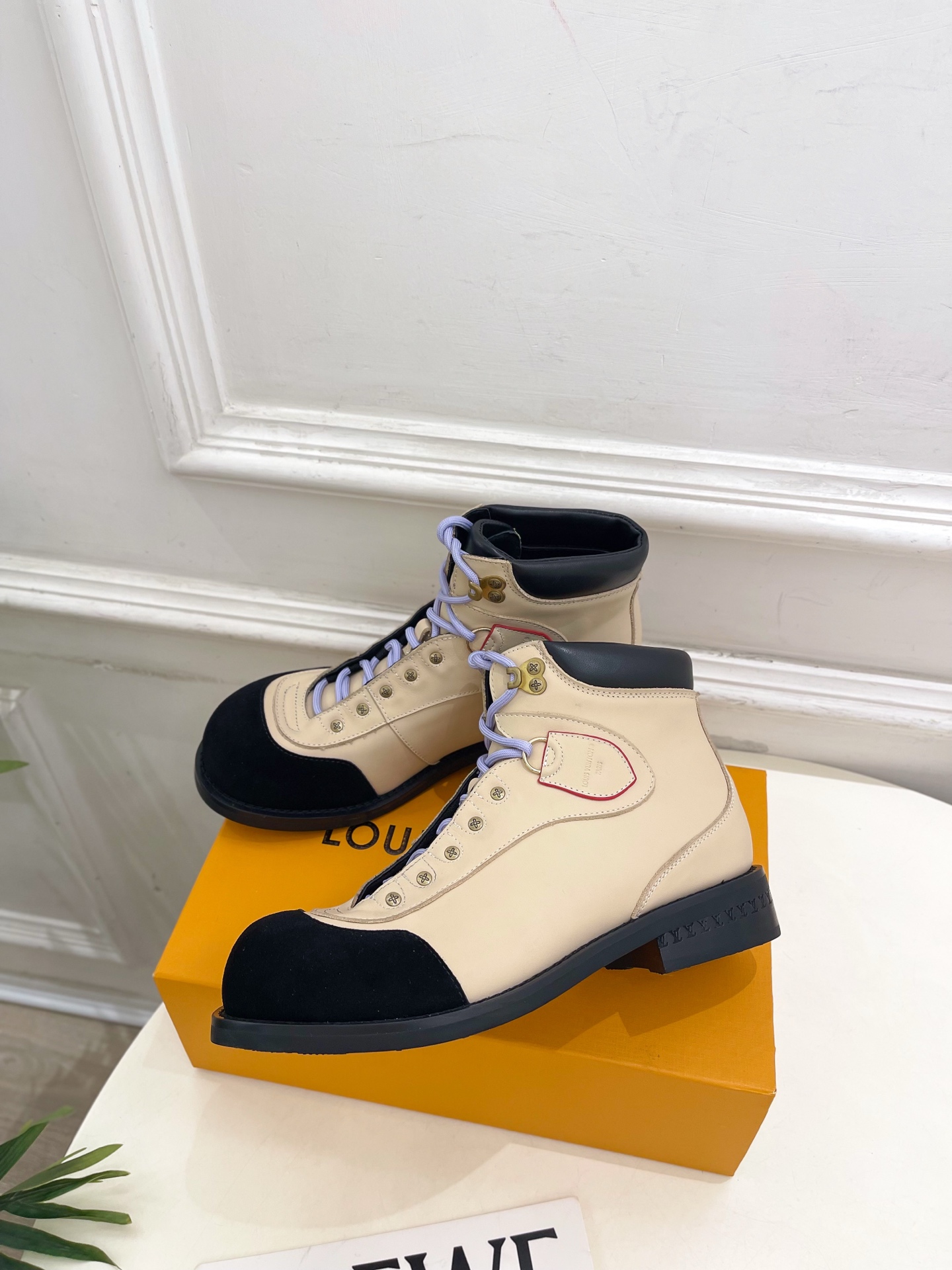 LV | 路易威登 25𝐬𝐬🧡💚2025秋冬新品 顶级版本⚠️专柜主打最新款 驴牌经典系带登山靴系列 硬