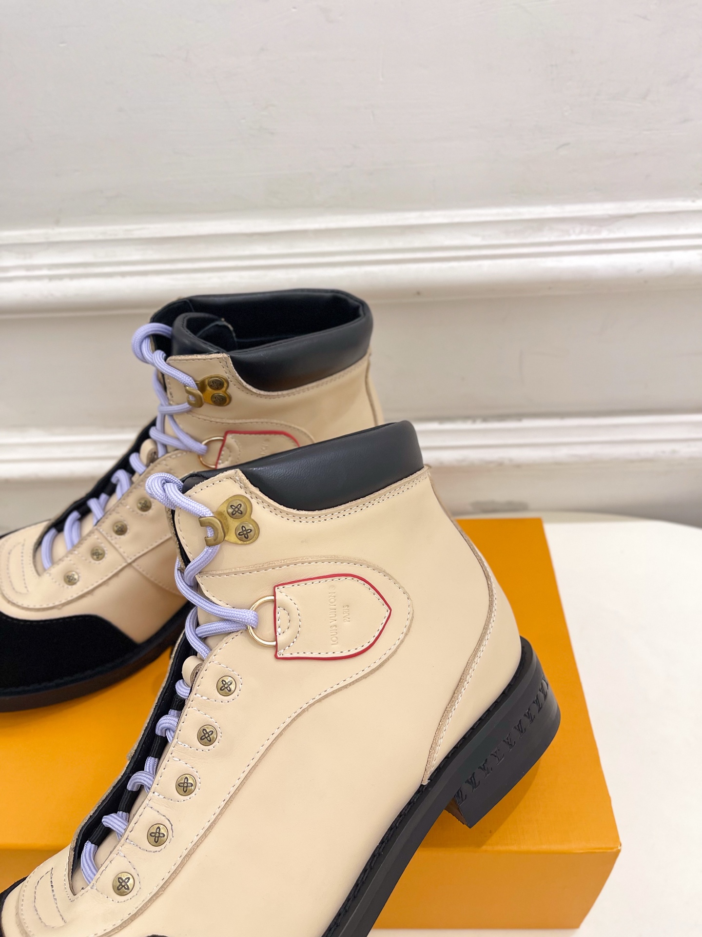 LV | 路易威登 25𝐬𝐬🧡💚2025秋冬新品 顶级版本⚠️专柜主打最新款 驴牌经典系带登山靴系列 硬