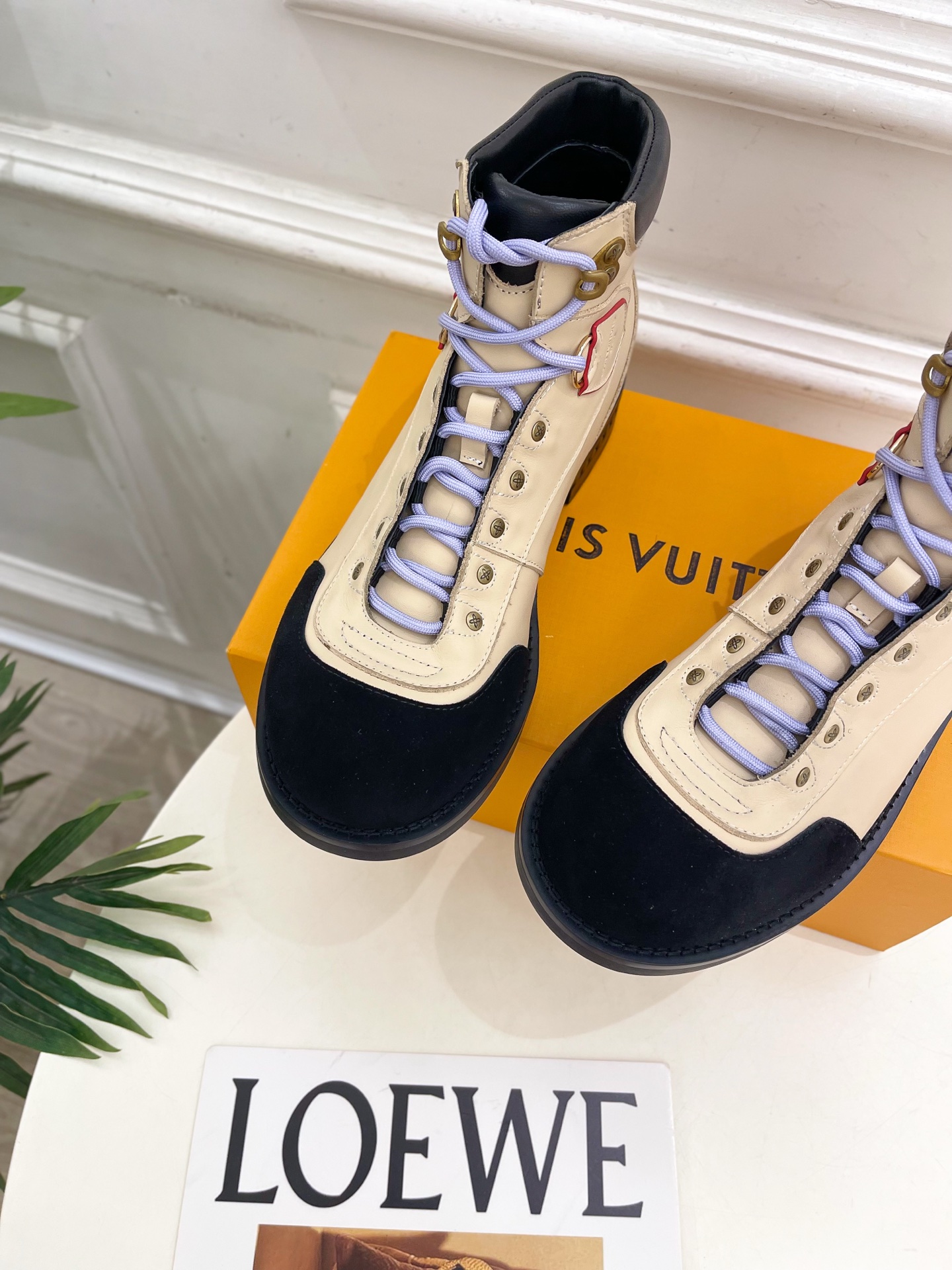 LV | 路易威登 25𝐬𝐬🧡💚2025秋冬新品 顶级版本⚠️专柜主打最新款 驴牌经典系带登山靴系列 硬