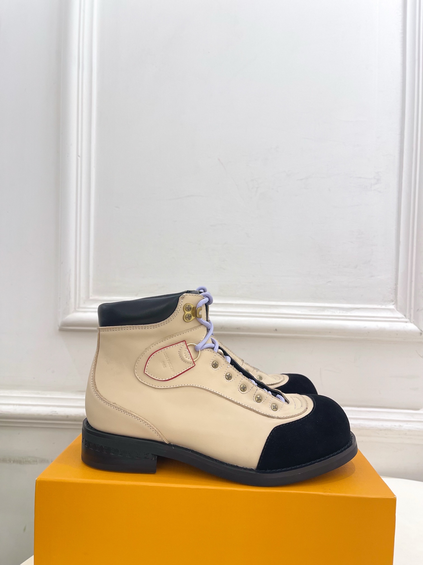 LV | 路易威登 25𝐬𝐬🧡💚2025秋冬新品 顶级版本⚠️专柜主打最新款 驴牌经典系带登山靴系列 硬