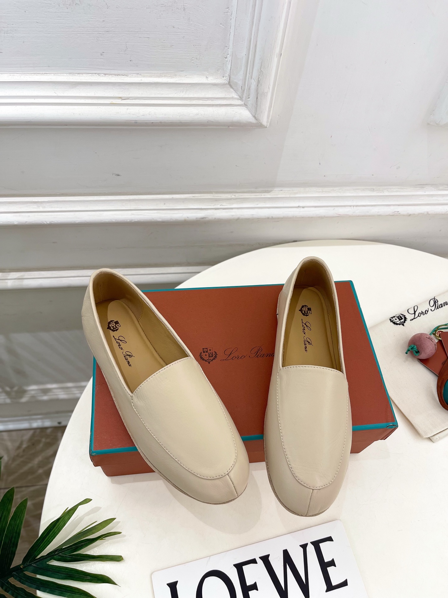 Loro Piana 乐悠翩雅 代购级别⚠️2025春夏新品 Anton Walk复古情侣款乐福鞋 ——