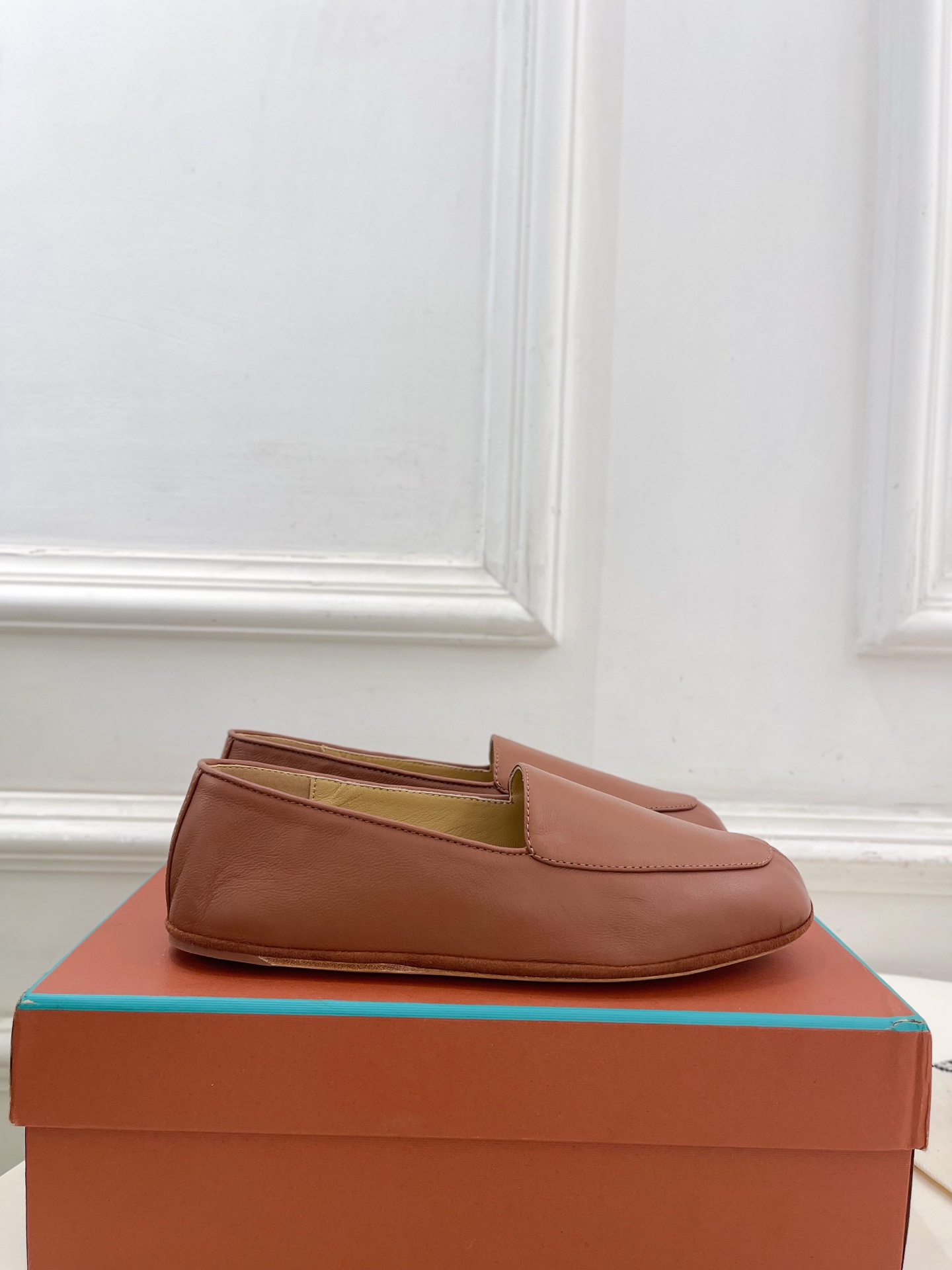 Loro Piana 乐悠翩雅 代购级别⚠️2025春夏新品 Anton Walk复古情侣款乐福鞋 ——