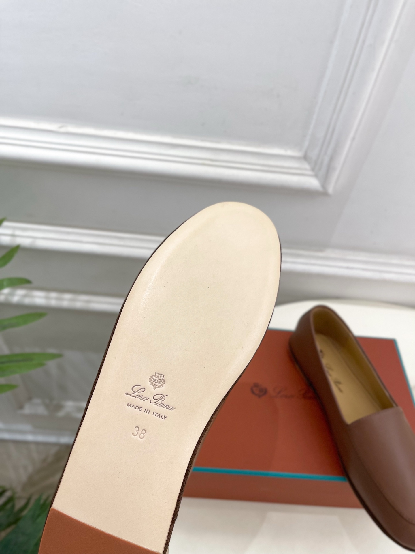 Loro Piana 乐悠翩雅 代购级别⚠️2025春夏新品 Anton Walk复古情侣款乐福鞋 ——