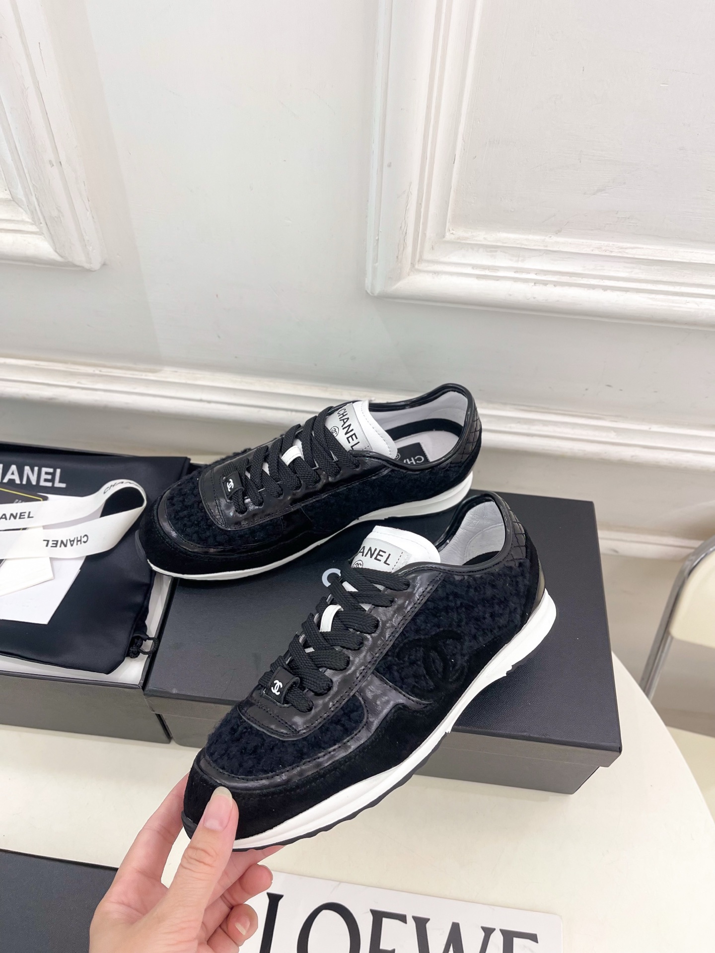 𝐂𝐇𝐀𝐍𝐄𝐋 | 小香 25𝐬𝐬 🦋2025 春夏新品 专柜经典款 小香双C新品休闲运动鞋 德训鞋系列上