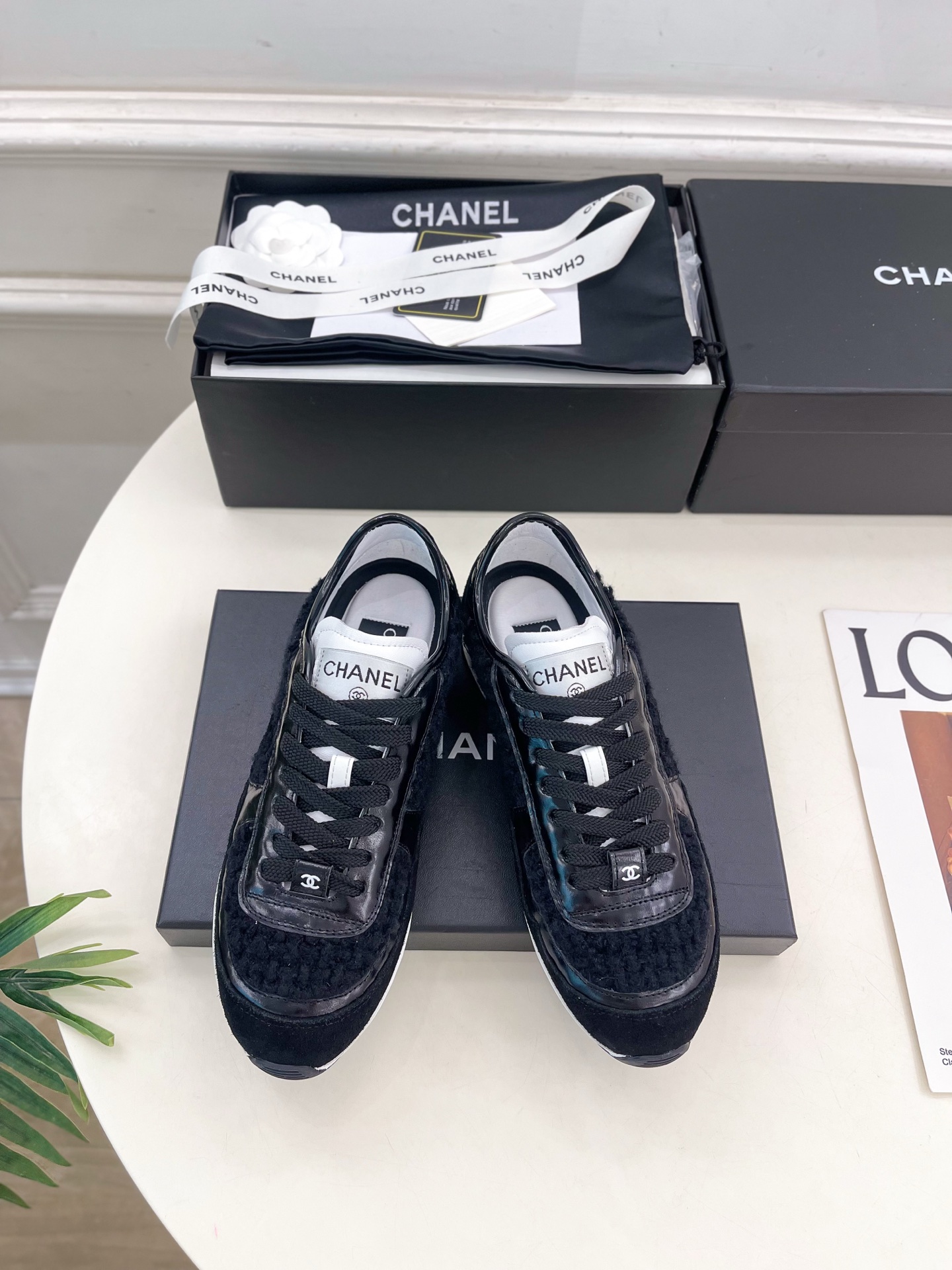 𝐂𝐇𝐀𝐍𝐄𝐋 | 小香 25𝐬𝐬 🦋2025 春夏新品 专柜经典款 小香双C新品休闲运动鞋 德训鞋系列上