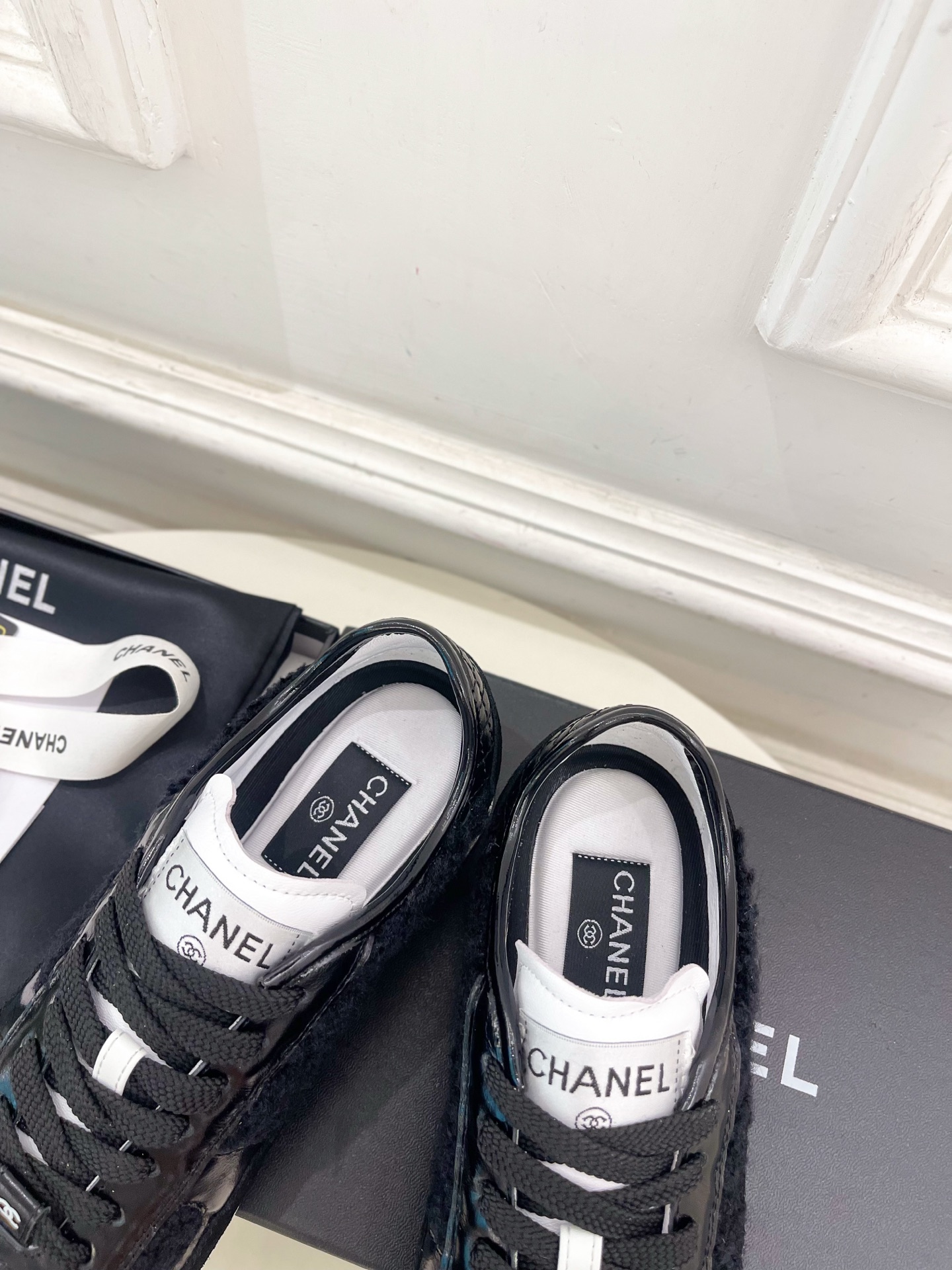 𝐂𝐇𝐀𝐍𝐄𝐋 | 小香 25𝐬𝐬 🦋2025 春夏新品 专柜经典款 小香双C新品休闲运动鞋 德训鞋系列上