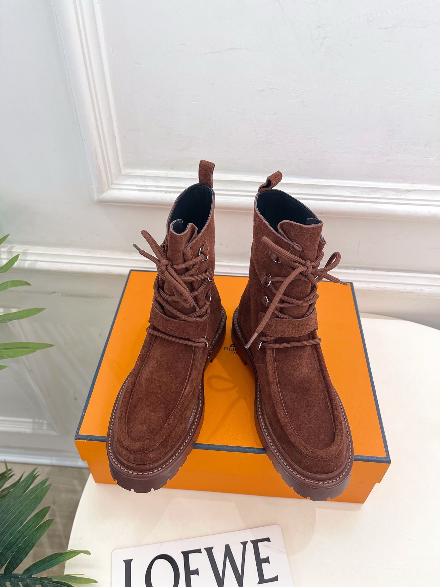 🐎𝐇𝐄𝐑𝐌𝐄* 爱玛仕 25𝐬𝐬 🌈专柜新款 2025秋冬新品走秀款 Land及踝靴系带短靴系列〰◽鞋面