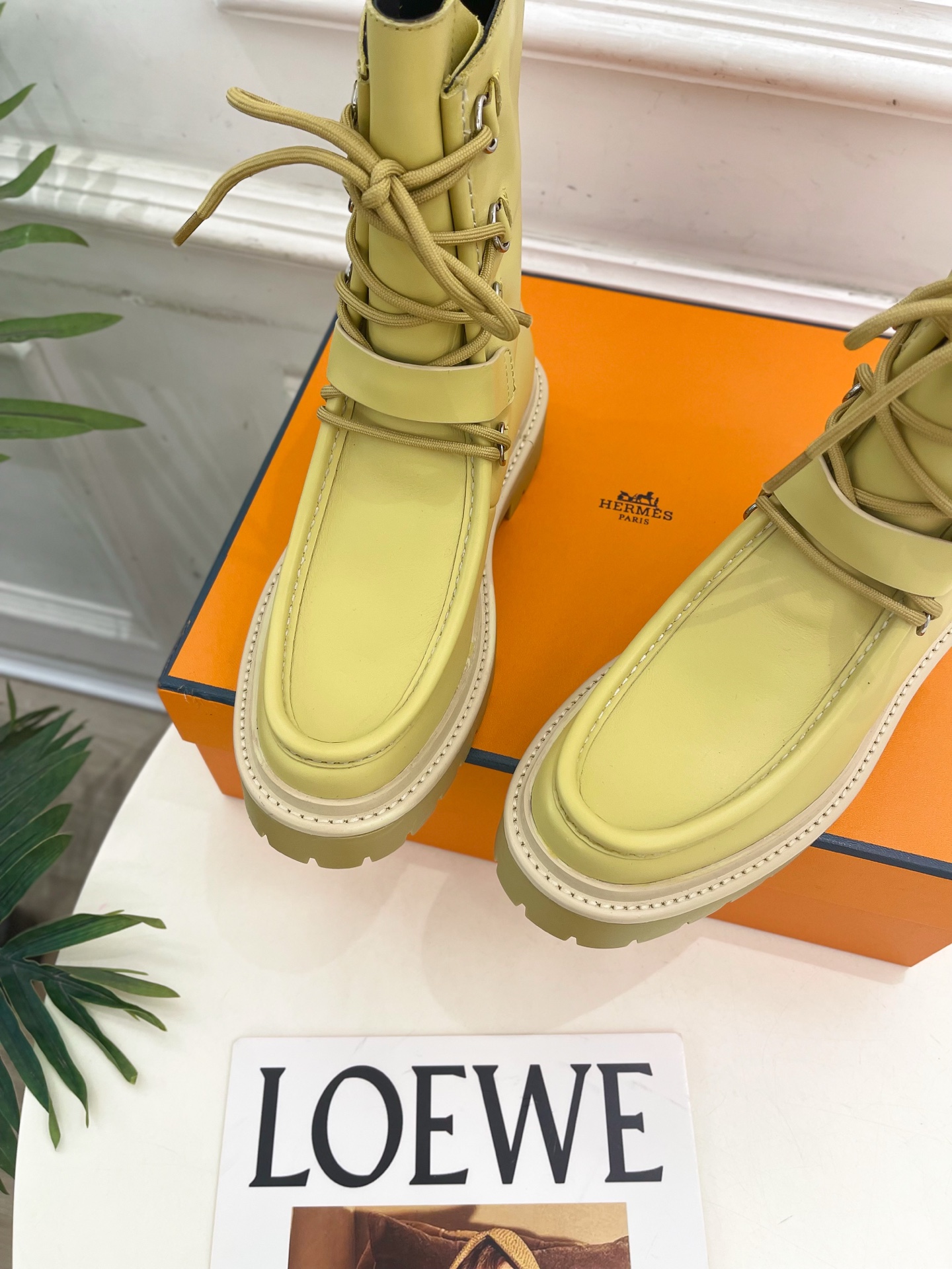 🐎𝐇𝐄𝐑𝐌𝐄* 爱玛仕 25𝐬𝐬 🌈专柜新款 2025秋冬新品走秀款 Land及踝靴系带短靴系列〰◽鞋面