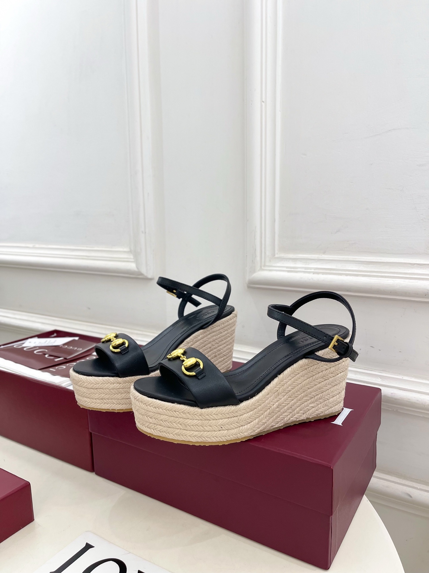 Gucci | 古驰 25𝐬𝐬 ⭐️ G家 主打系列终于面世,狠货值得期待!原有的经典 创造新设计 ✨❥