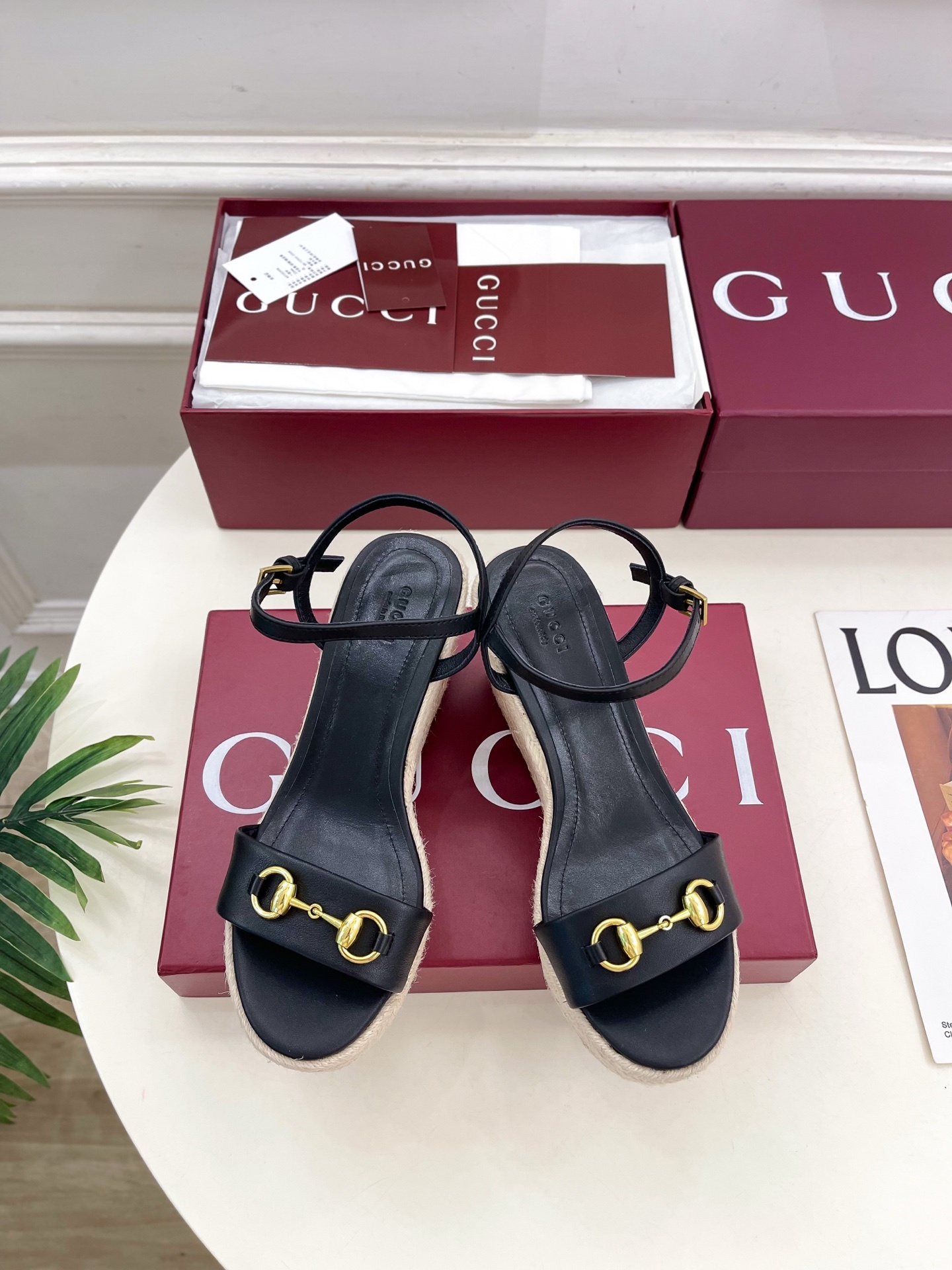 Gucci | 古驰 25𝐬𝐬 ⭐️ G家 主打系列终于面世,狠货值得期待!原有的经典 创造新设计 ✨❥