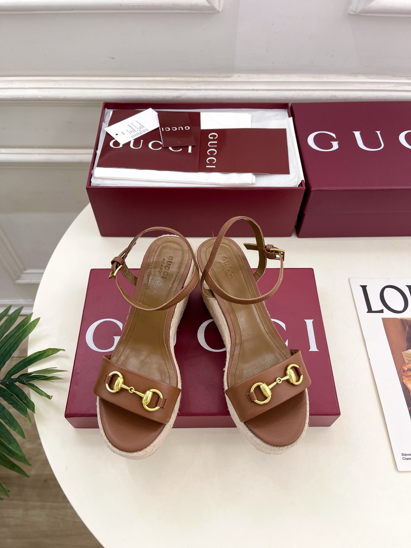 Gucci | 古驰 25𝐬𝐬 ⭐️ G家 主打系列终于面世,狠货值得期待!原有的经典 创造新设计 ✨❥