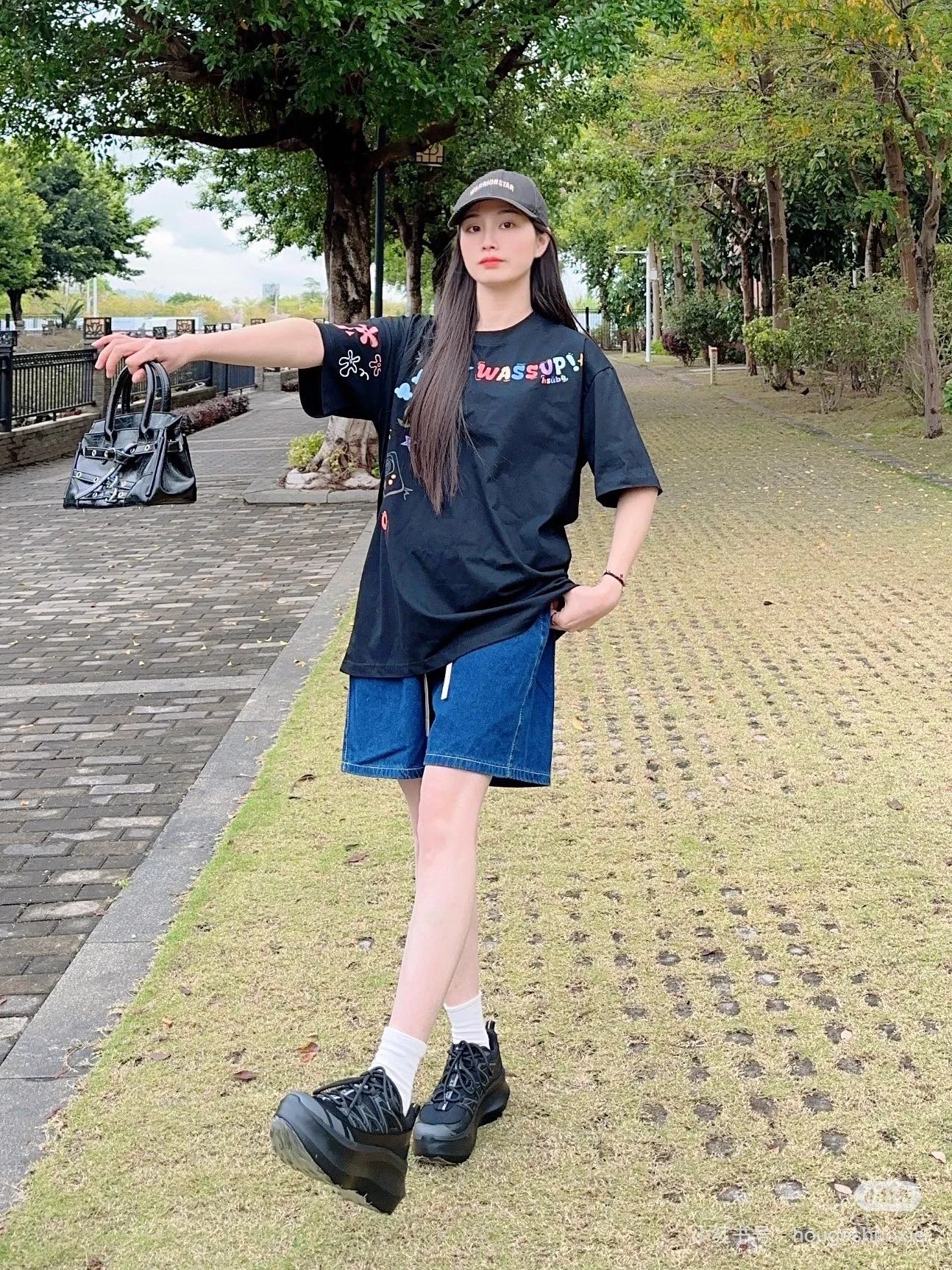 NO:487613,Footwear matching demonstration, casual shoes/sports shoes, sneakers19860909上脚搭配示范,休闲鞋/运动鞋,sneakers,Women's Shoes