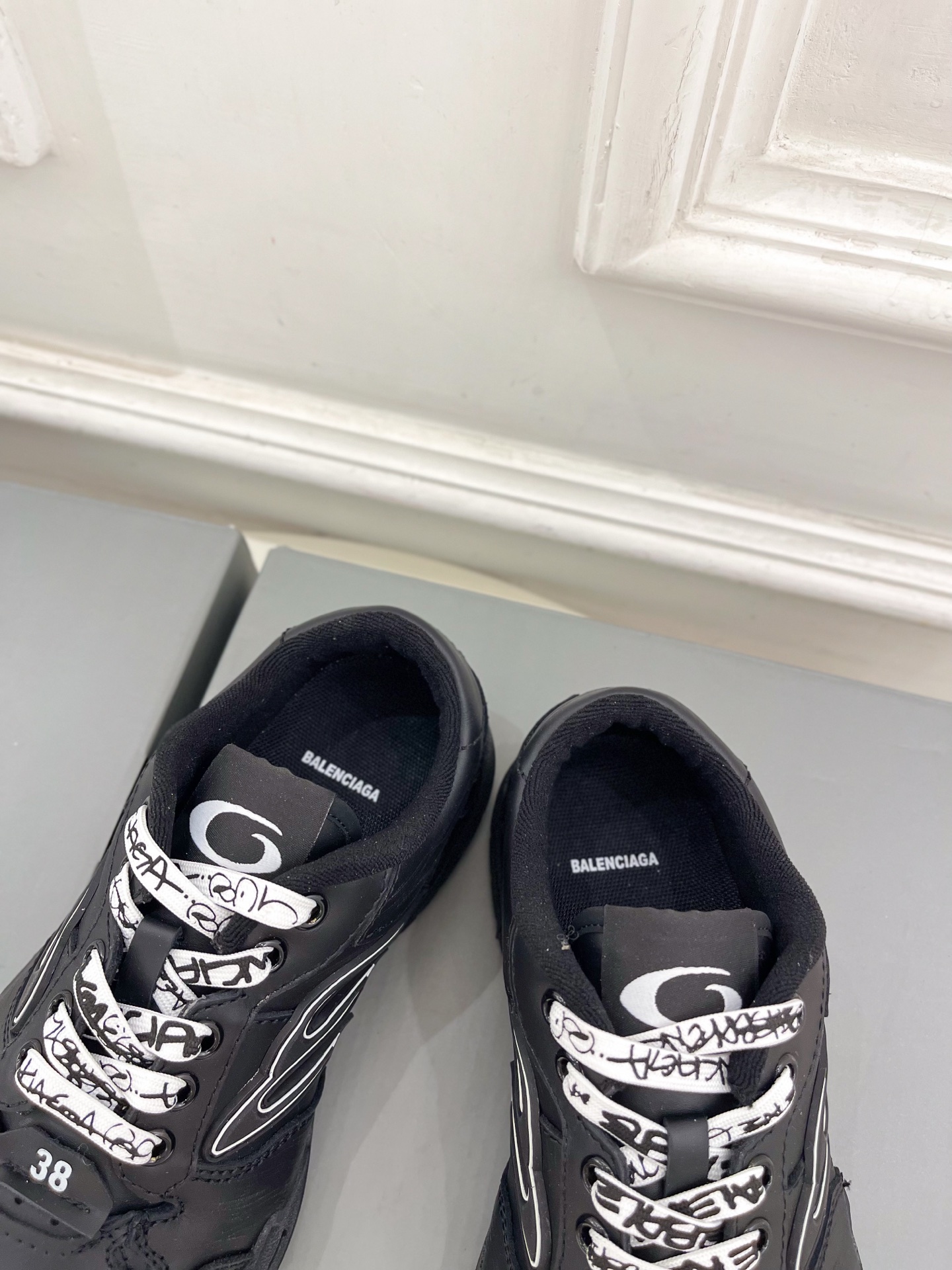 Balenciaga | 巴黎世家 25𝐬𝐬 ⭐️2025春夏新品 -HAMPTONS WORN-OUT