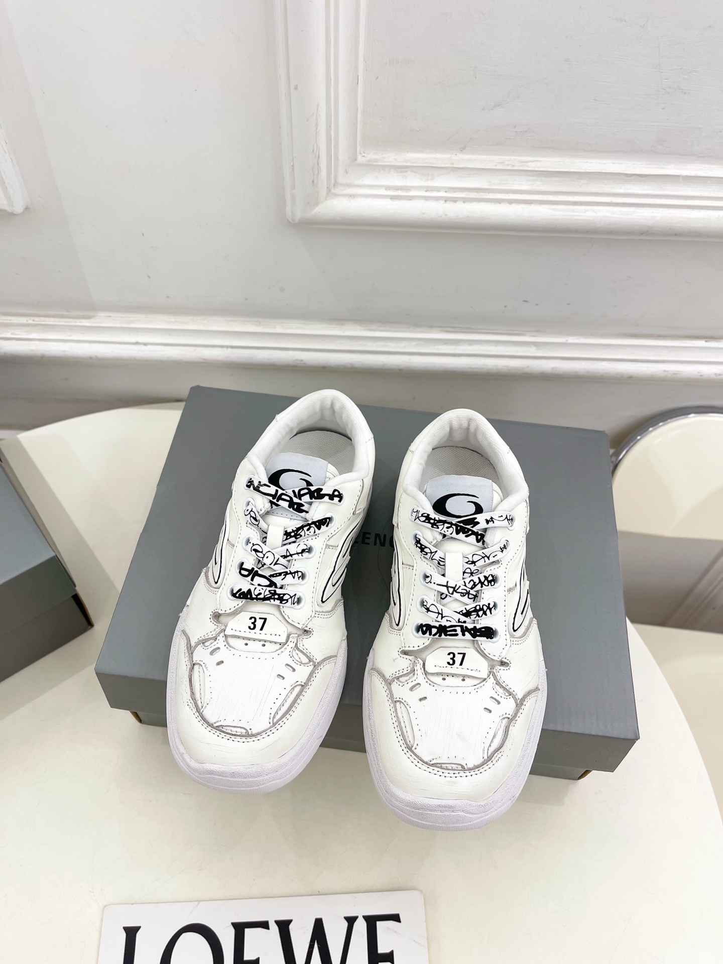 Balenciaga | 巴黎世家 25𝐬𝐬 ⭐️2025春夏新品 -HAMPTONS WORN-OUT