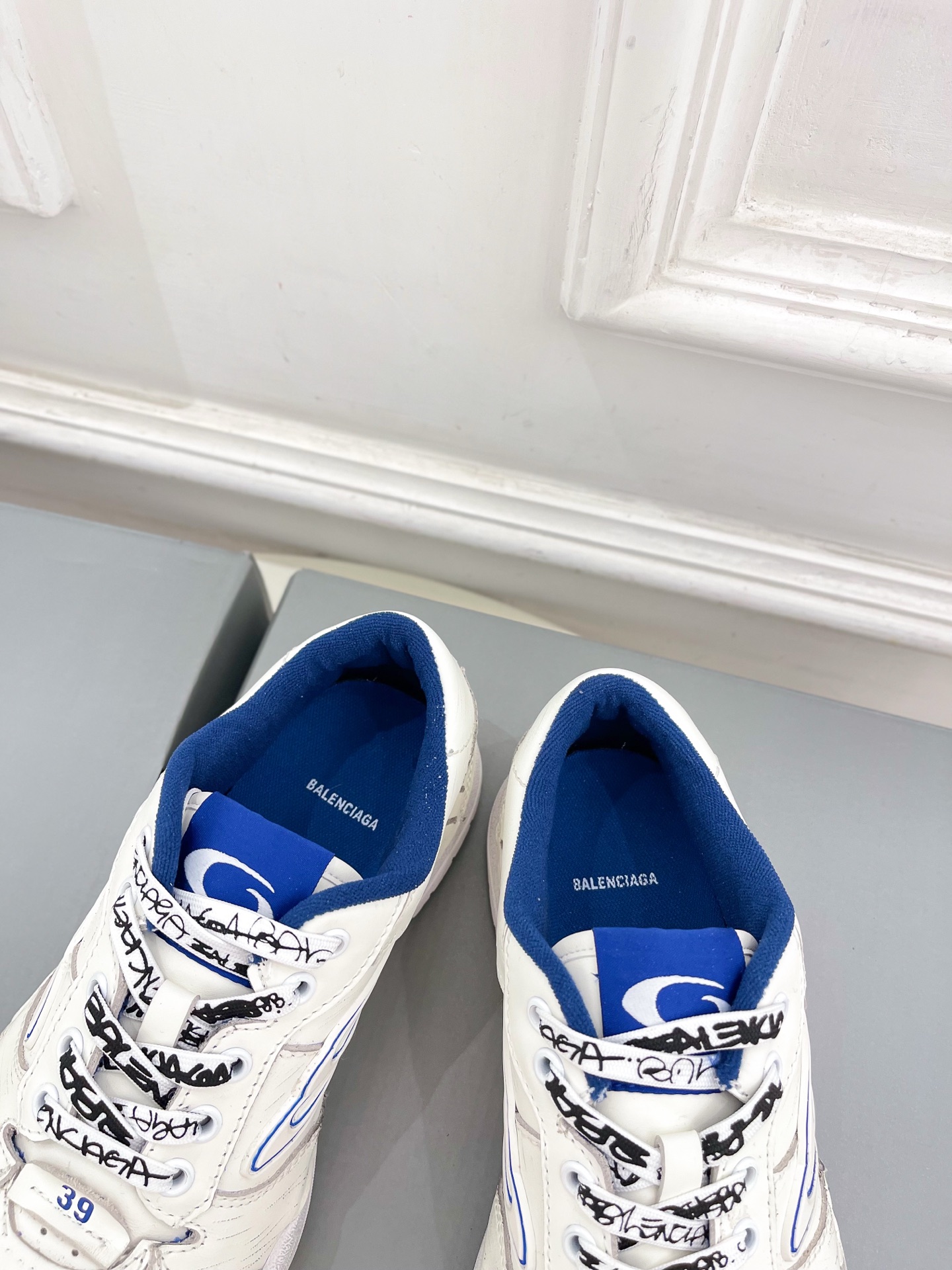Balenciaga | 巴黎世家 25𝐬𝐬 ⭐️2025春夏新品 -HAMPTONS WORN-OUT
