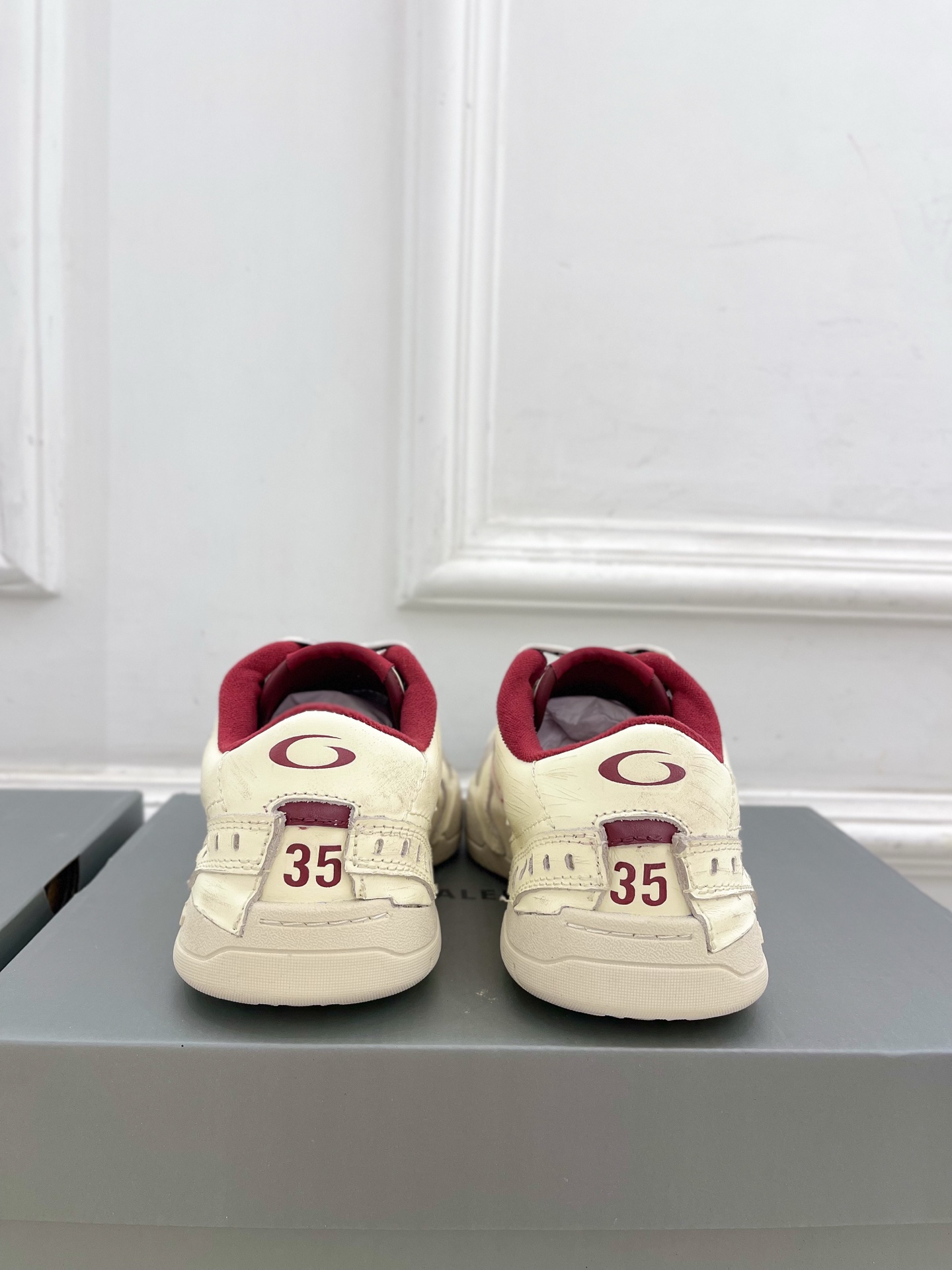 Balenciaga | 巴黎世家 25𝐬𝐬 ⭐️2025春夏新品 -HAMPTONS WORN-OUT