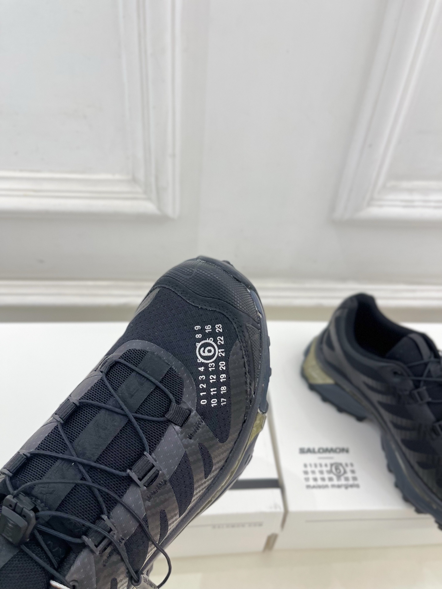 SALOMON x MM6 XT-4 mule情侣款机能休闲运动鞋自从入手它 我鞋柜里其他鞋都失宠了。这