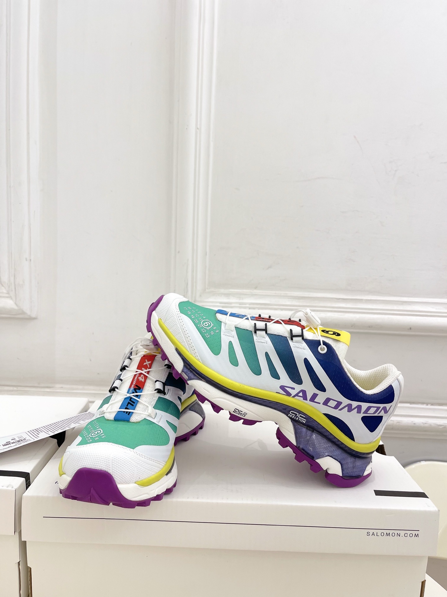 SALOMON x MM6 XT-4 mule情侣款机能休闲运动鞋自从入手它 我鞋柜里其他鞋都失宠了。这