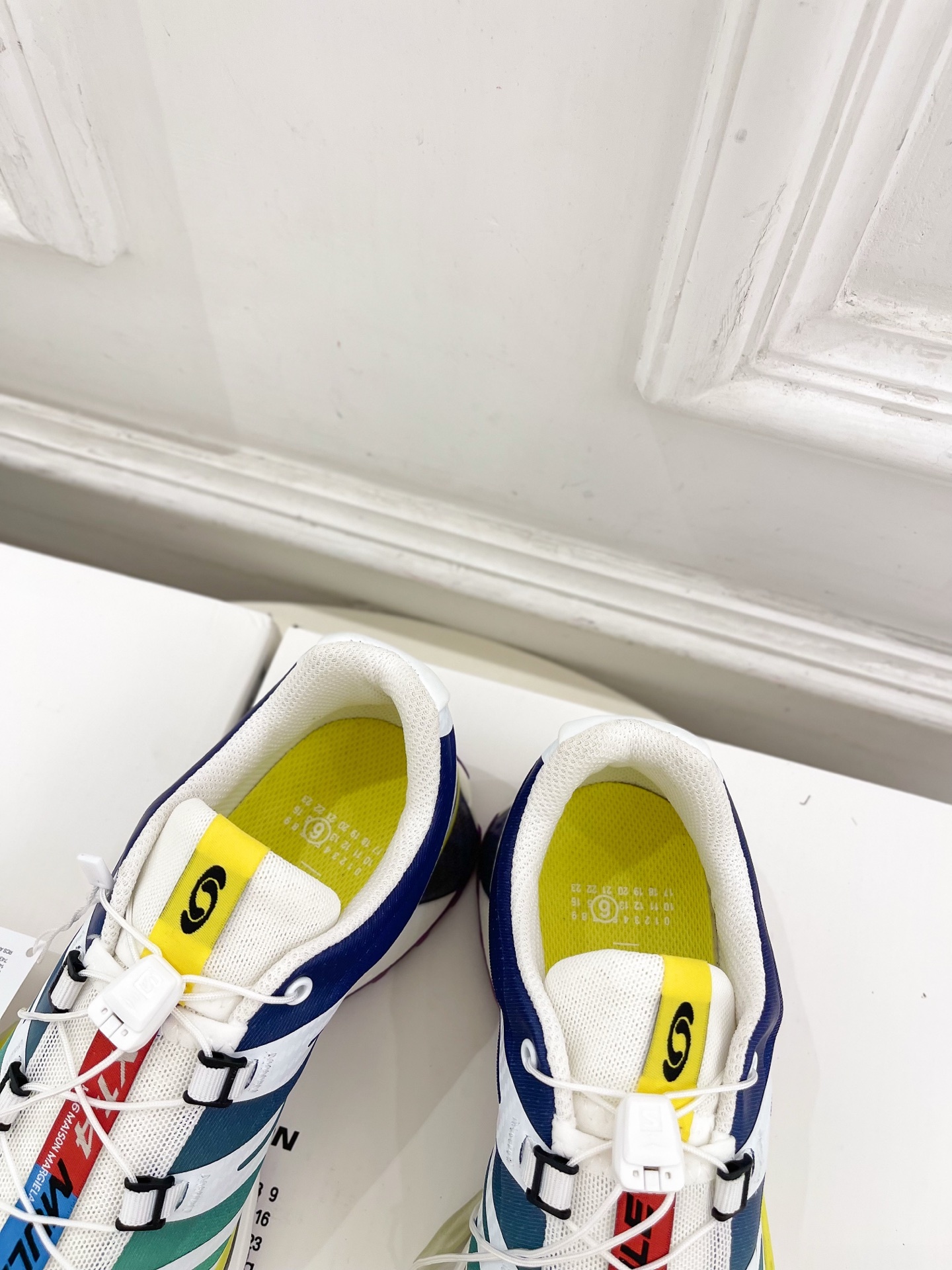 SALOMON x MM6 XT-4 mule情侣款机能休闲运动鞋自从入手它 我鞋柜里其他鞋都失宠了。这