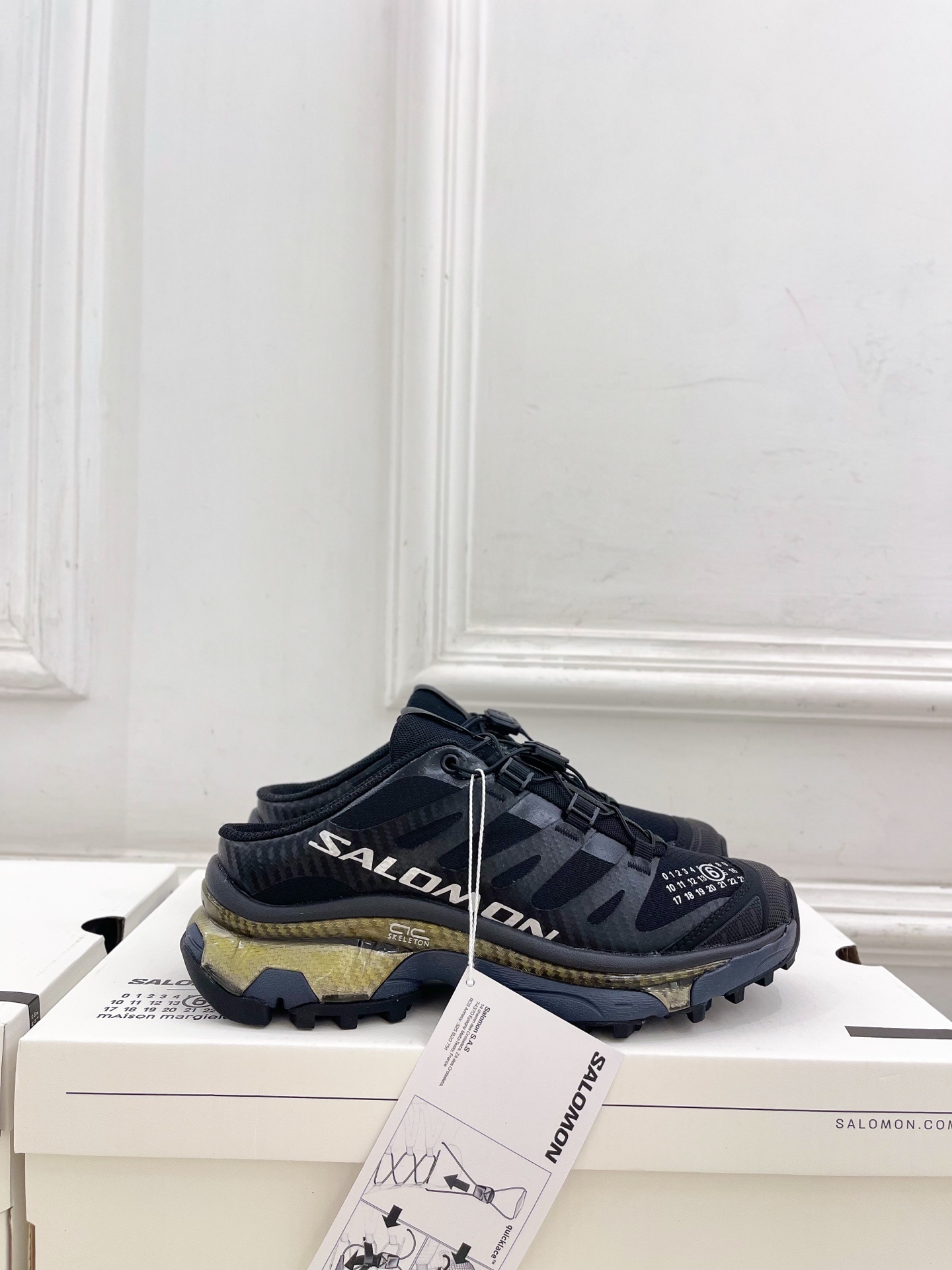 SALOMON x MM6 XT-4 mule情侣款机能休闲运动鞋自从入手它 我鞋柜里其他鞋都失宠了。这