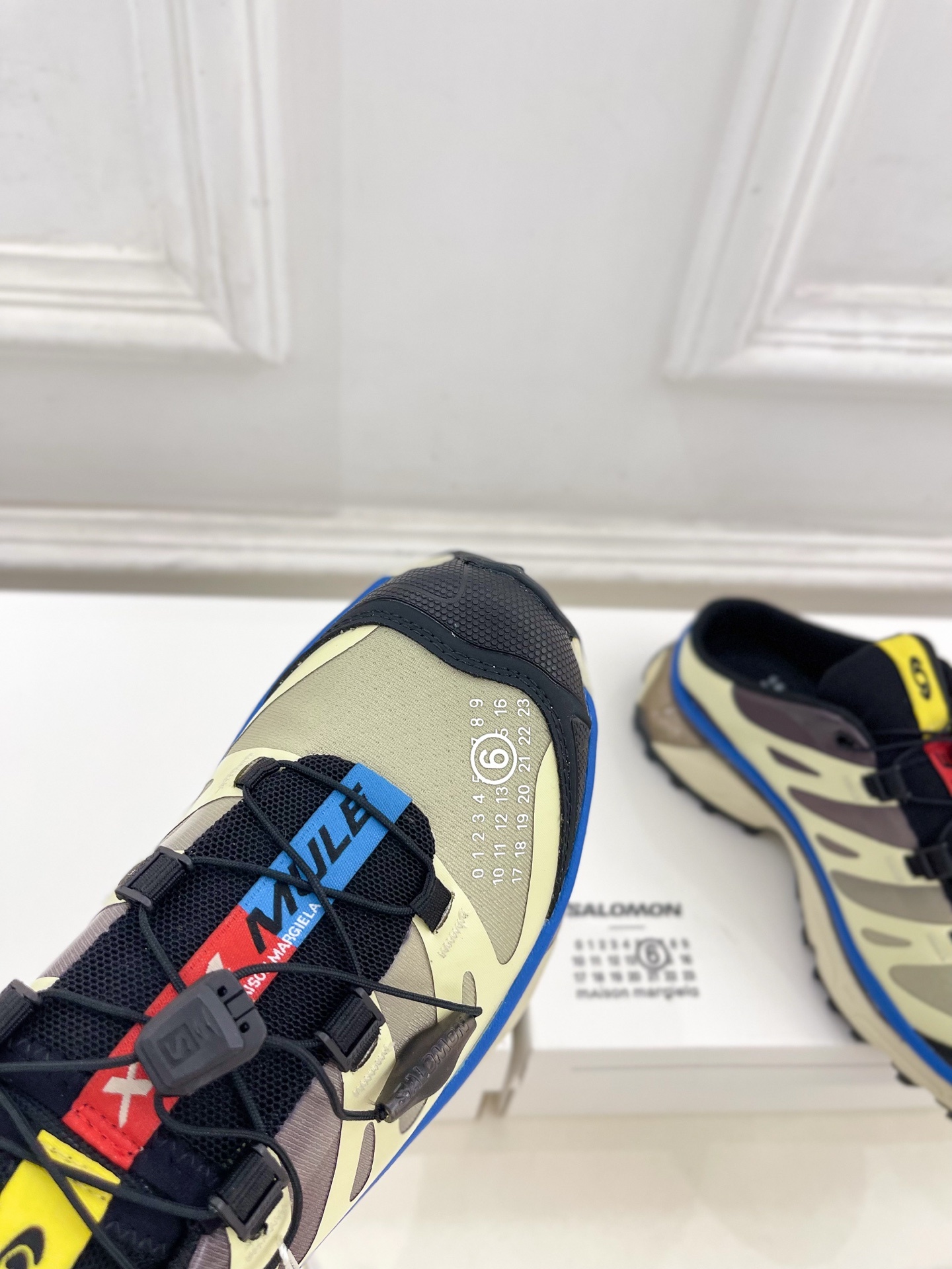 SALOMON x MM6 XT-4 mule情侣款机能休闲运动鞋自从入手它 我鞋柜里其他鞋都失宠了。这