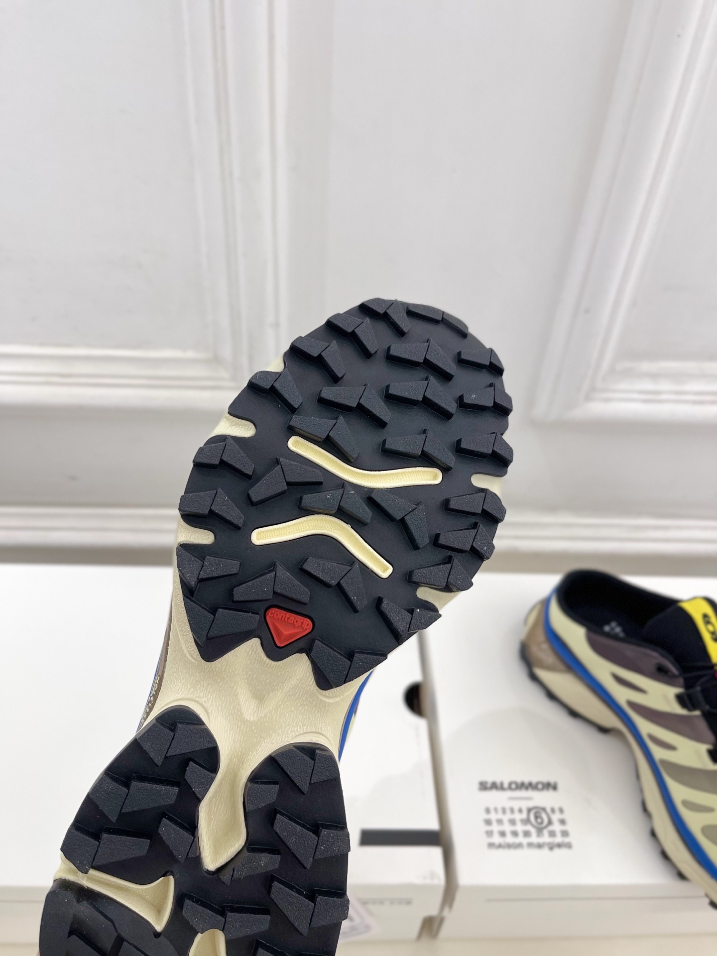SALOMON x MM6 XT-4 mule情侣款机能休闲运动鞋自从入手它 我鞋柜里其他鞋都失宠了。这