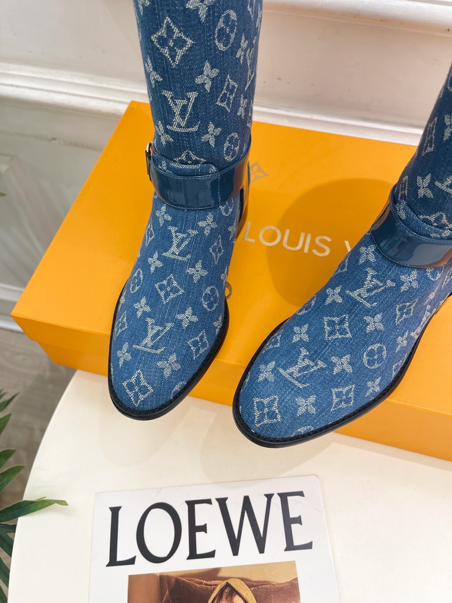 LV | 路易威登 25𝐬𝐬🧡💚2025秋冬新品 顶级版本⚠️专柜主打最新款WESTSIDE金属弹簧扣及
