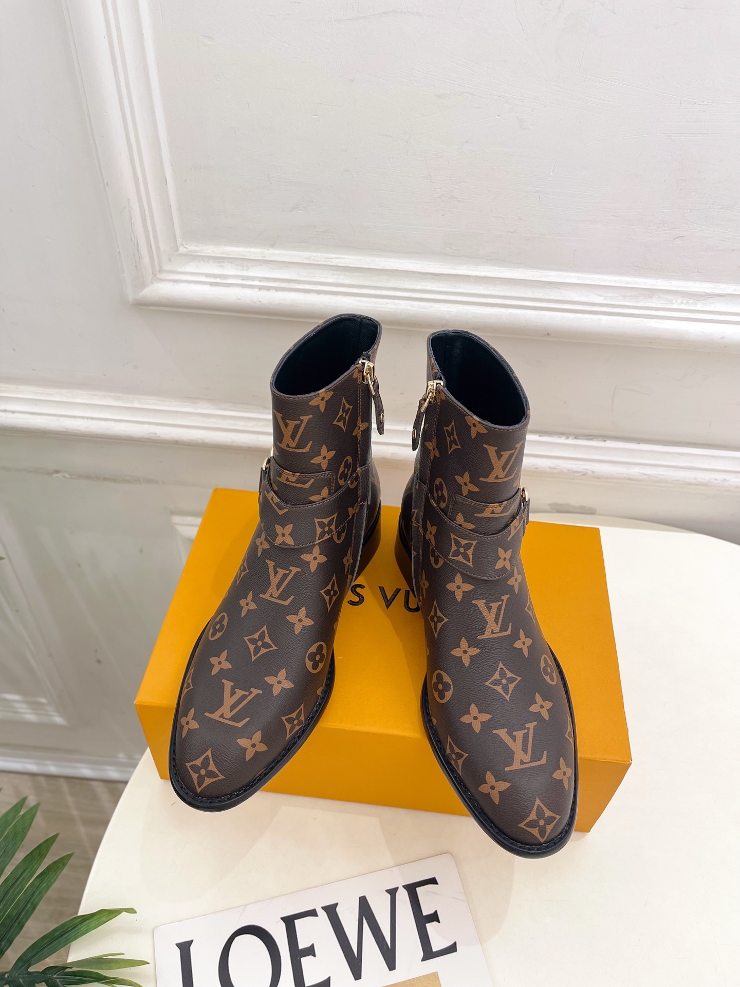 LV | 路易威登 25𝐬𝐬🧡💚2025秋冬新品 顶级版本⚠️专柜主打最新款WESTSIDE金属弹簧扣及
