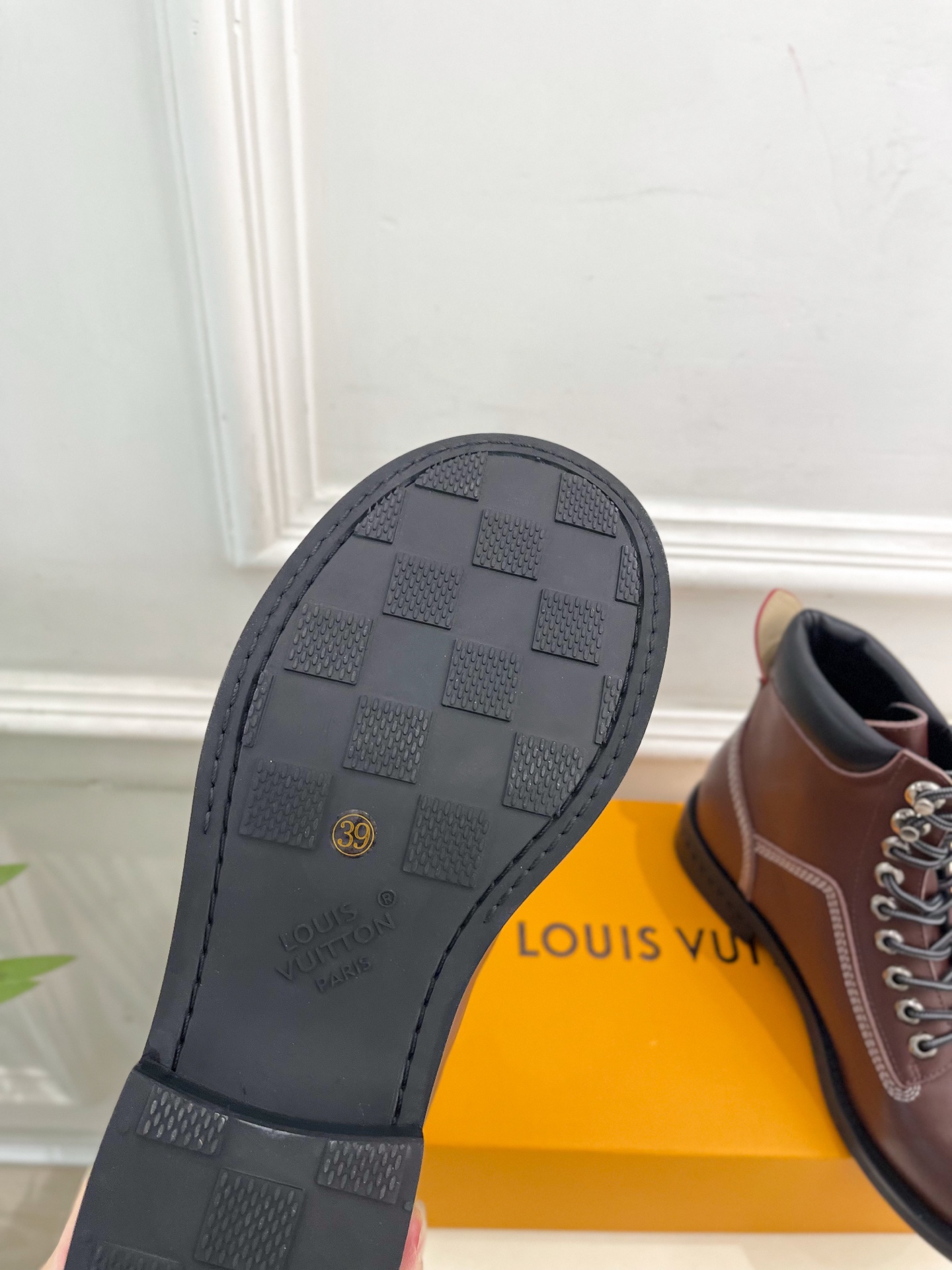 LV | 路易威登 25𝐬𝐬🧡💚2025秋冬新品 顶级版本⚠️专柜主打最新款 LV BUBBLE 系带登