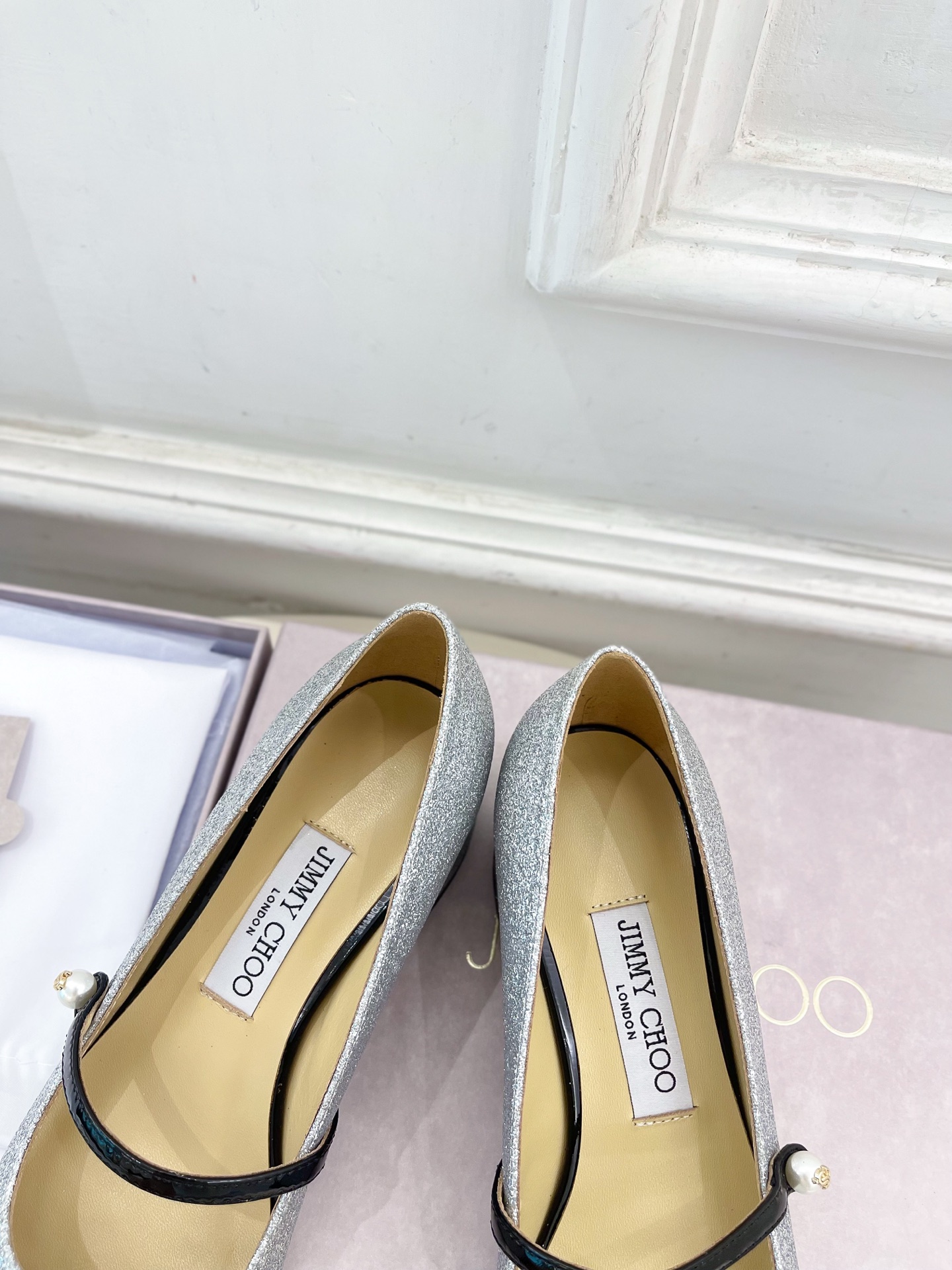 JimmyChoo✨吉米周 25ss ——— 2025秋冬新品 专柜最新 ELISA 45拼色珍珠粗跟玛