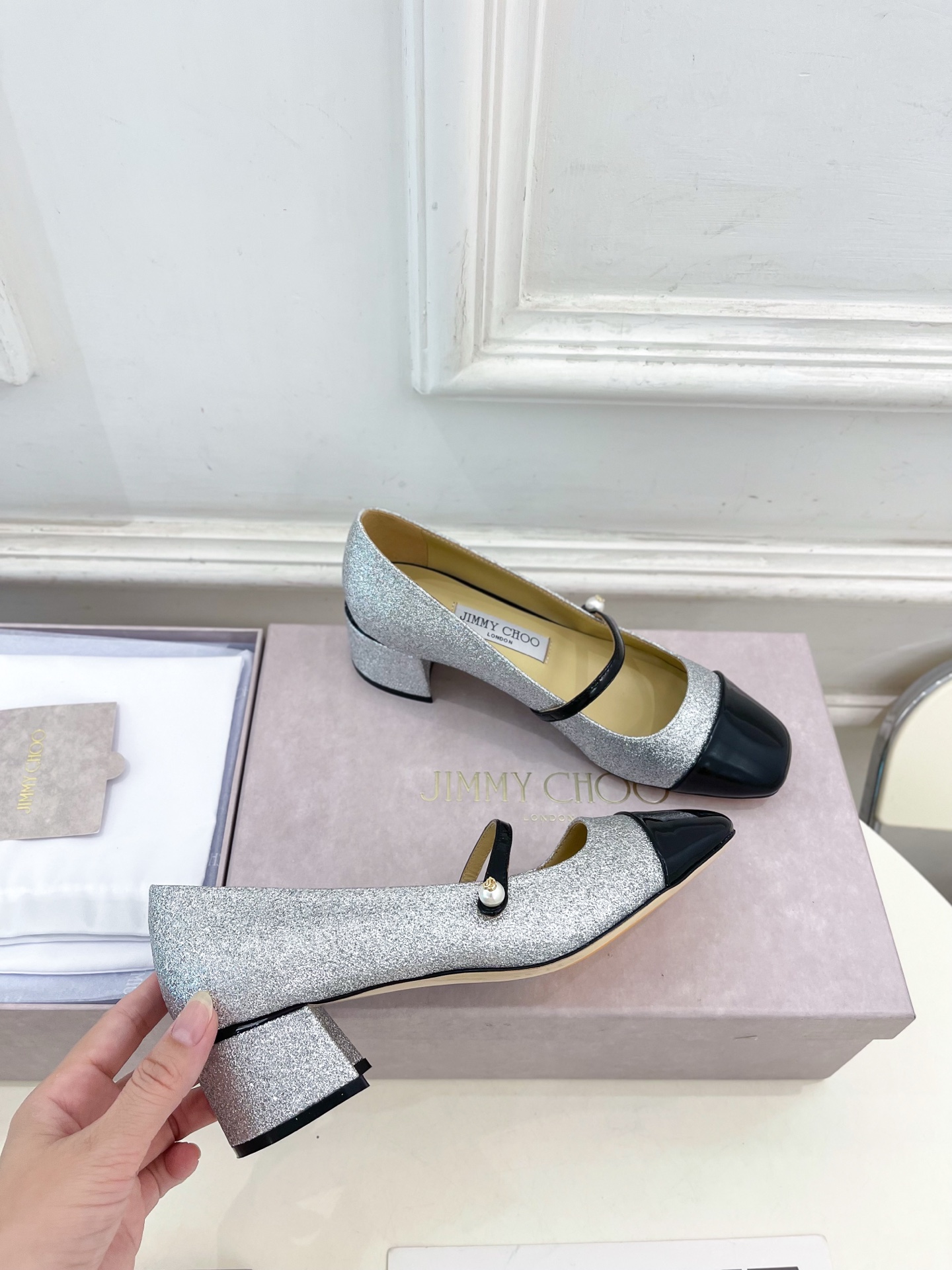 JimmyChoo✨吉米周 25ss ——— 2025秋冬新品 专柜最新 ELISA 45拼色珍珠粗跟玛