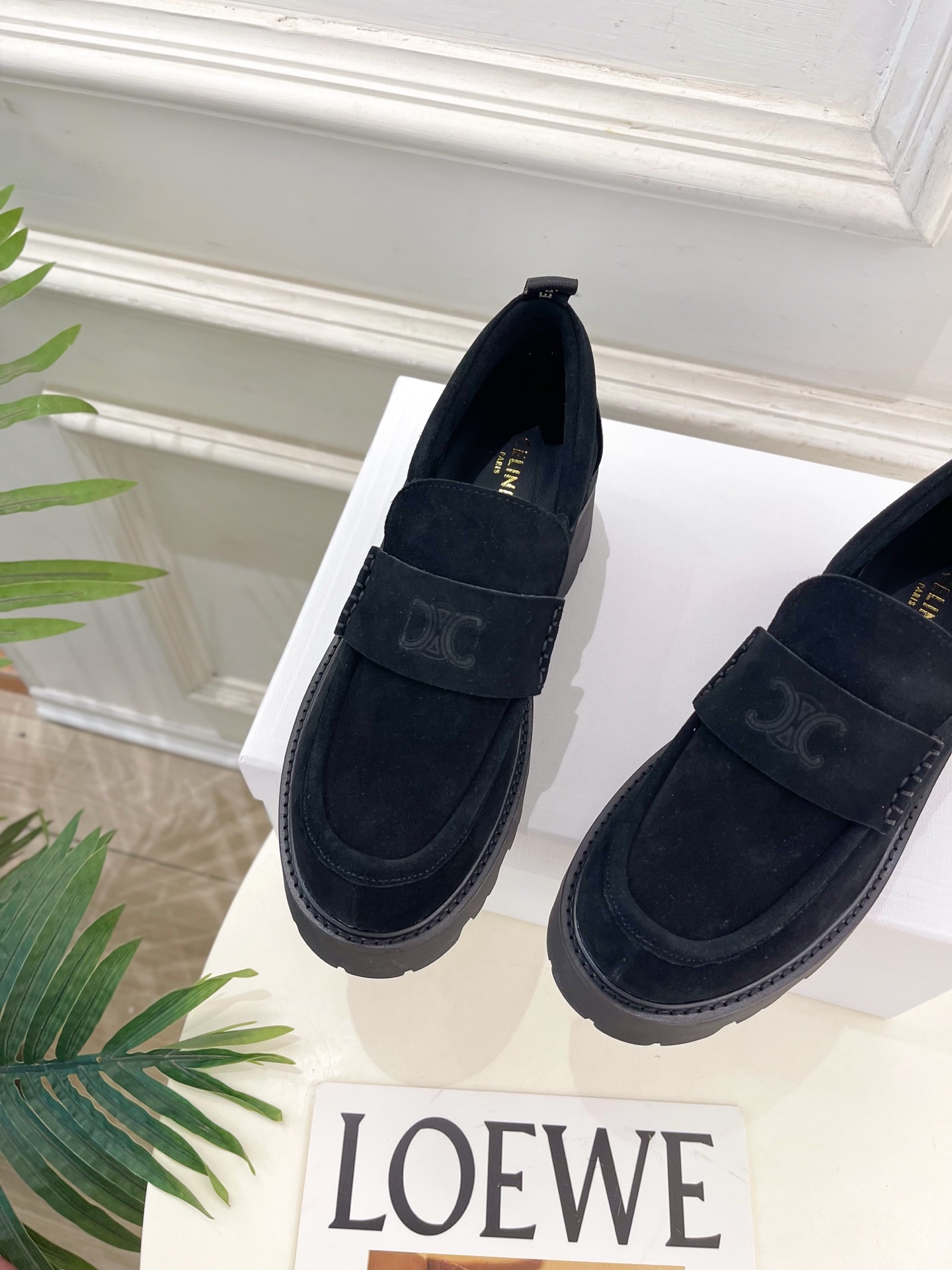 CELINE | 赛琳 25𝐬𝐬 💛2025秋冬新品 凯旋门TRIOMPHE厚底复古乐福鞋上新!🔜BS