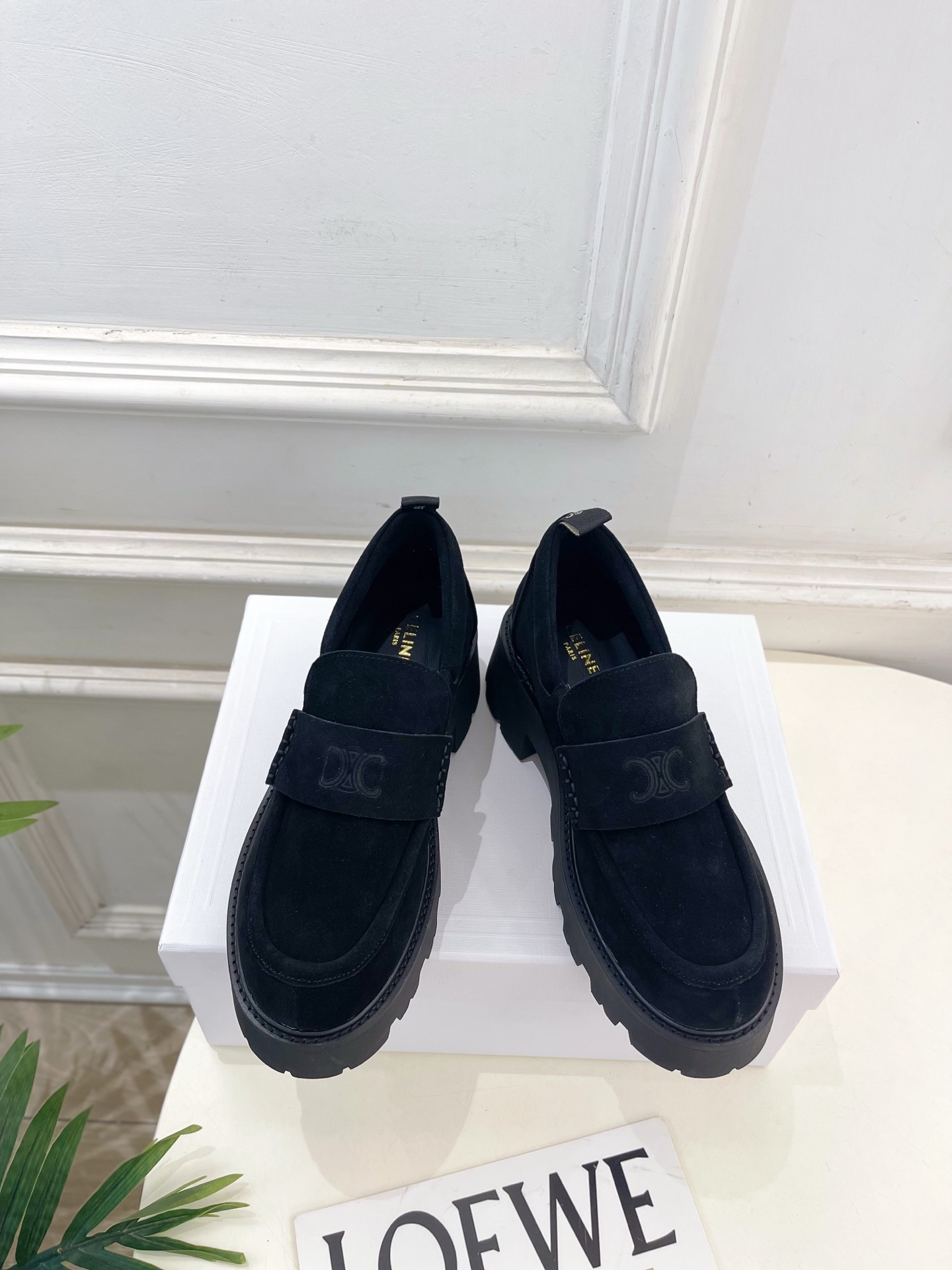 CELINE | 赛琳 25𝐬𝐬 💛2025秋冬新品 凯旋门TRIOMPHE厚底复古乐福鞋上新!🔜BS