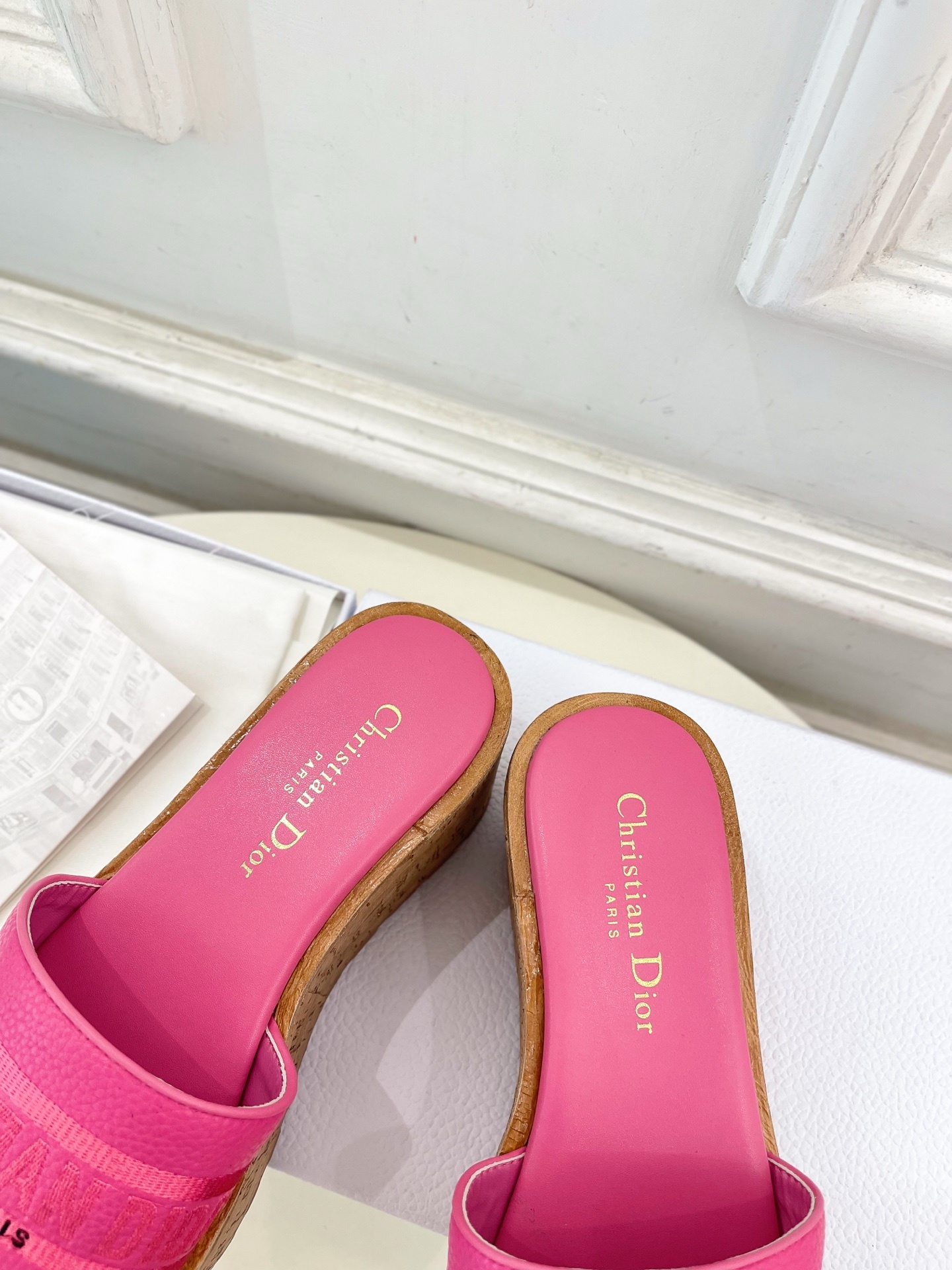 Dior | 迪奥 25 𝐬𝐬 🧡💚2025春夏新品 顶级版本⚠️专柜主打新款 Dway 坡跟厚底凉拖