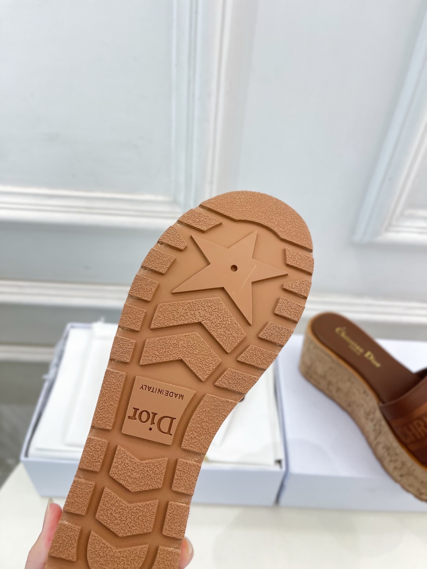 Dior | 迪奥 25 𝐬𝐬 🧡💚2025春夏新品 顶级版本⚠️专柜主打新款 Dway 坡跟厚底凉拖