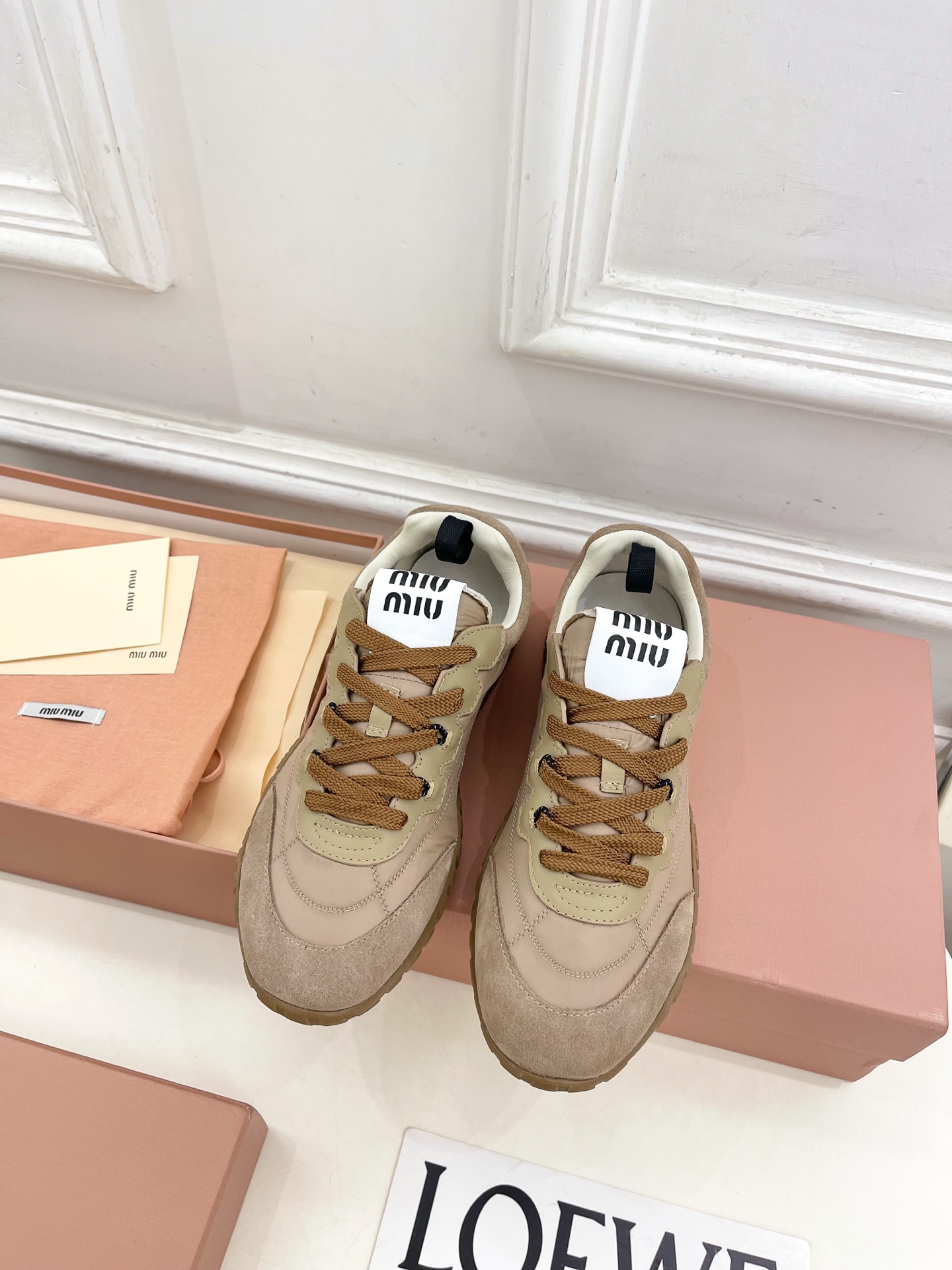 Miu Miu | 缪缪 25𝐬𝐬🖤专柜主打最新秀款 2025秋冬新品Tyre系列休闲运动鞋火爆上新！🍒