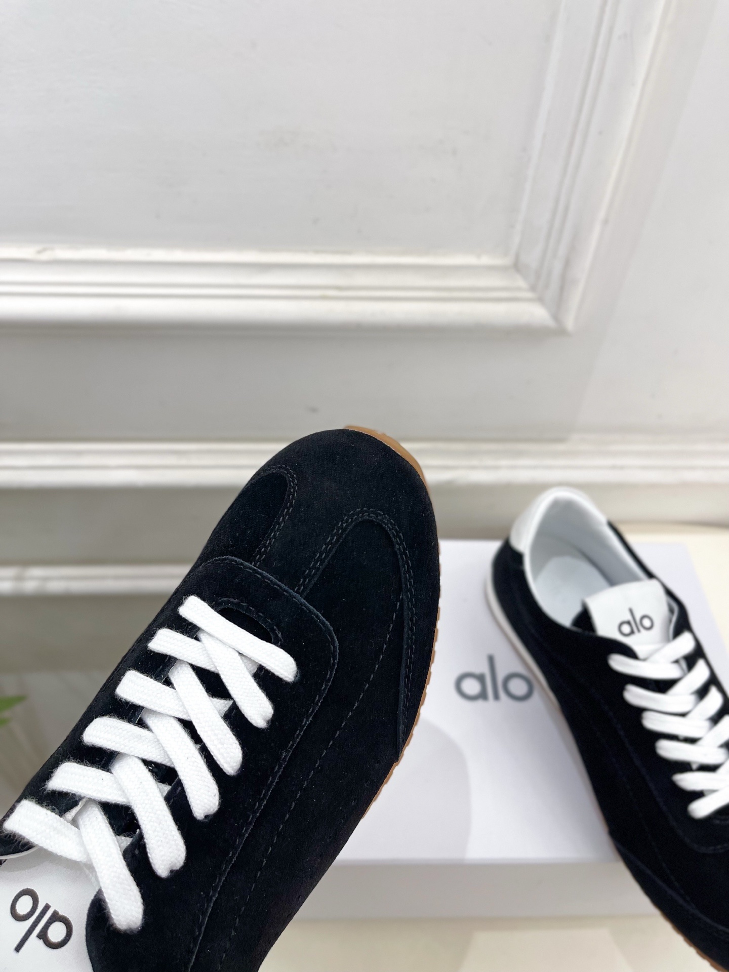 alo 2025秋冬新品 德训系带运动休闲鞋上新!🔜 BS这一季的alo真的是开了挂、太有特色了 今年必
